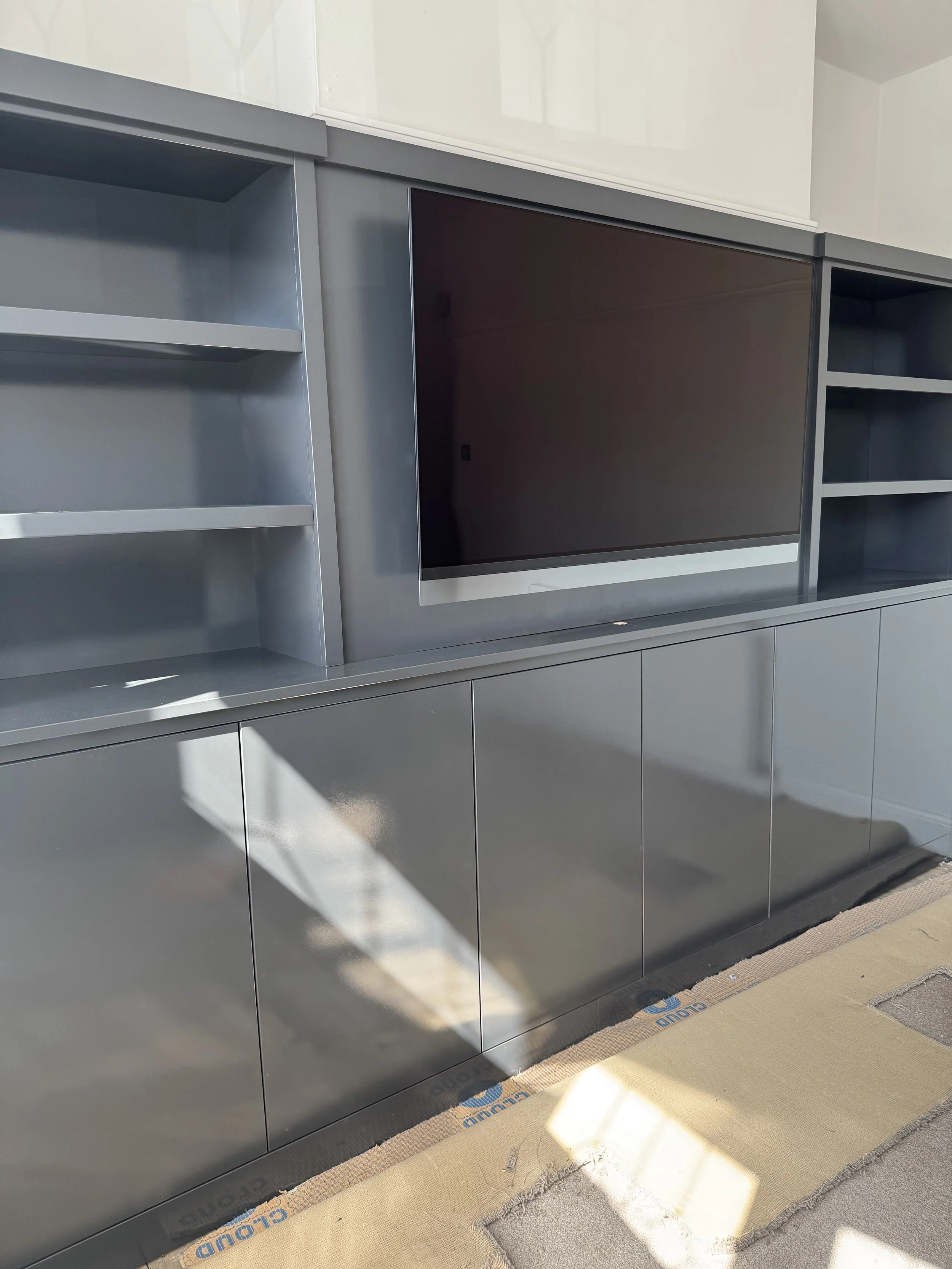 Bespoke-Fitted-Furniture-Cupboards-Wardrobes-Media-Walls6.jpg