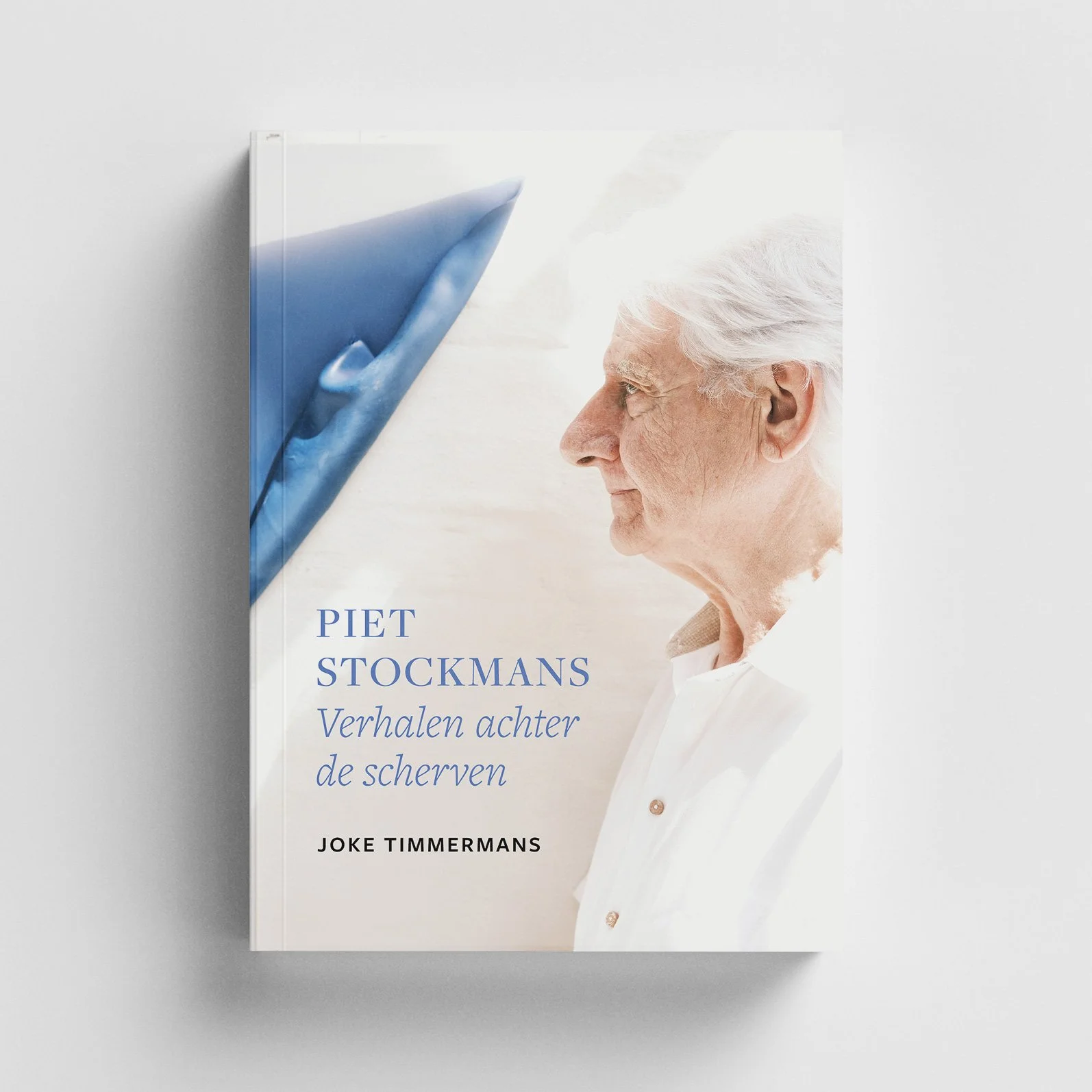 Boekdesign voor porceleinkunstenaar Piet Stockmans, ontworpen door Maarten Deckers