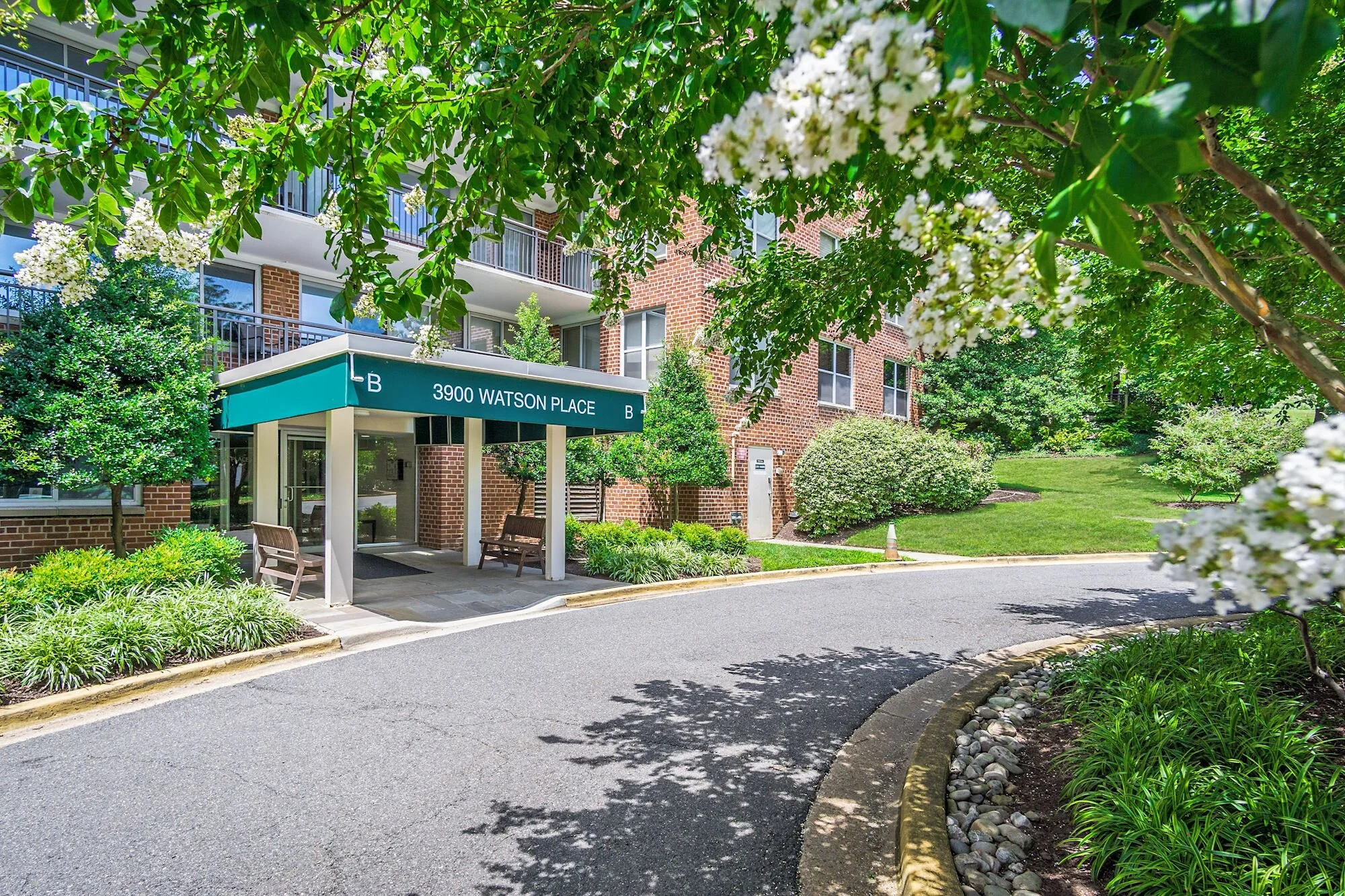 3900  Watson Pl., NW #B-2C, Washington, DC  20016  (Seller’s Agent; Sold for $319.5K)