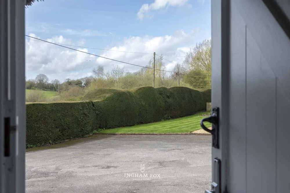 Yew Tree Cottage-21.jpg