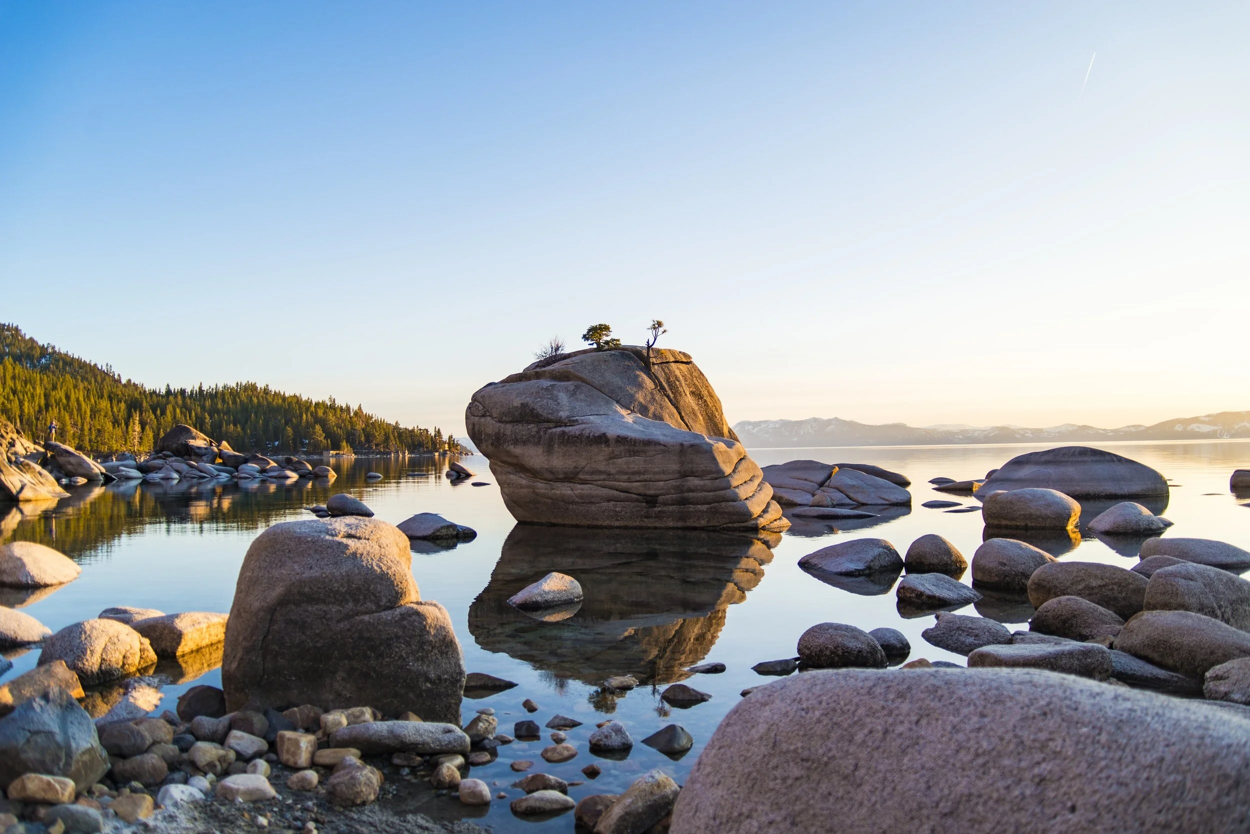 Is Lake Tahoe Worth Visiting? — The Present Perspective