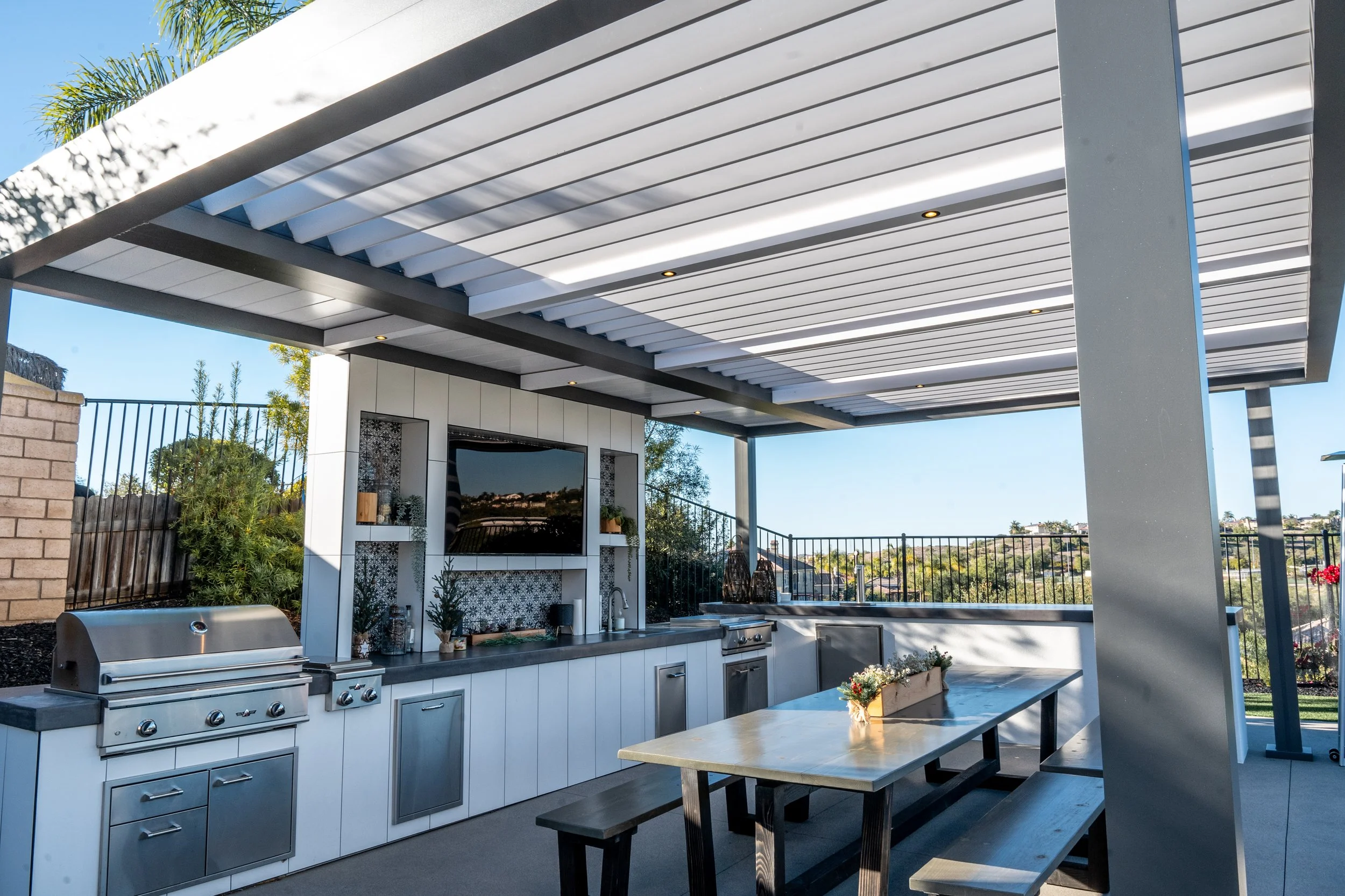 /motorized-pergola-san-diego.jpg