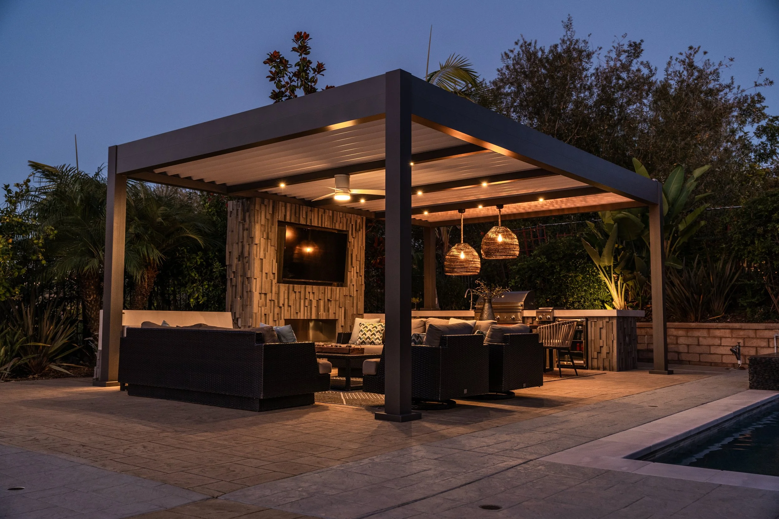 /motorized-pergola-san-diego.jpg