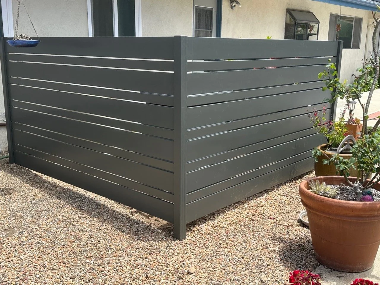 Aluminum horizontal fence in Oceanside