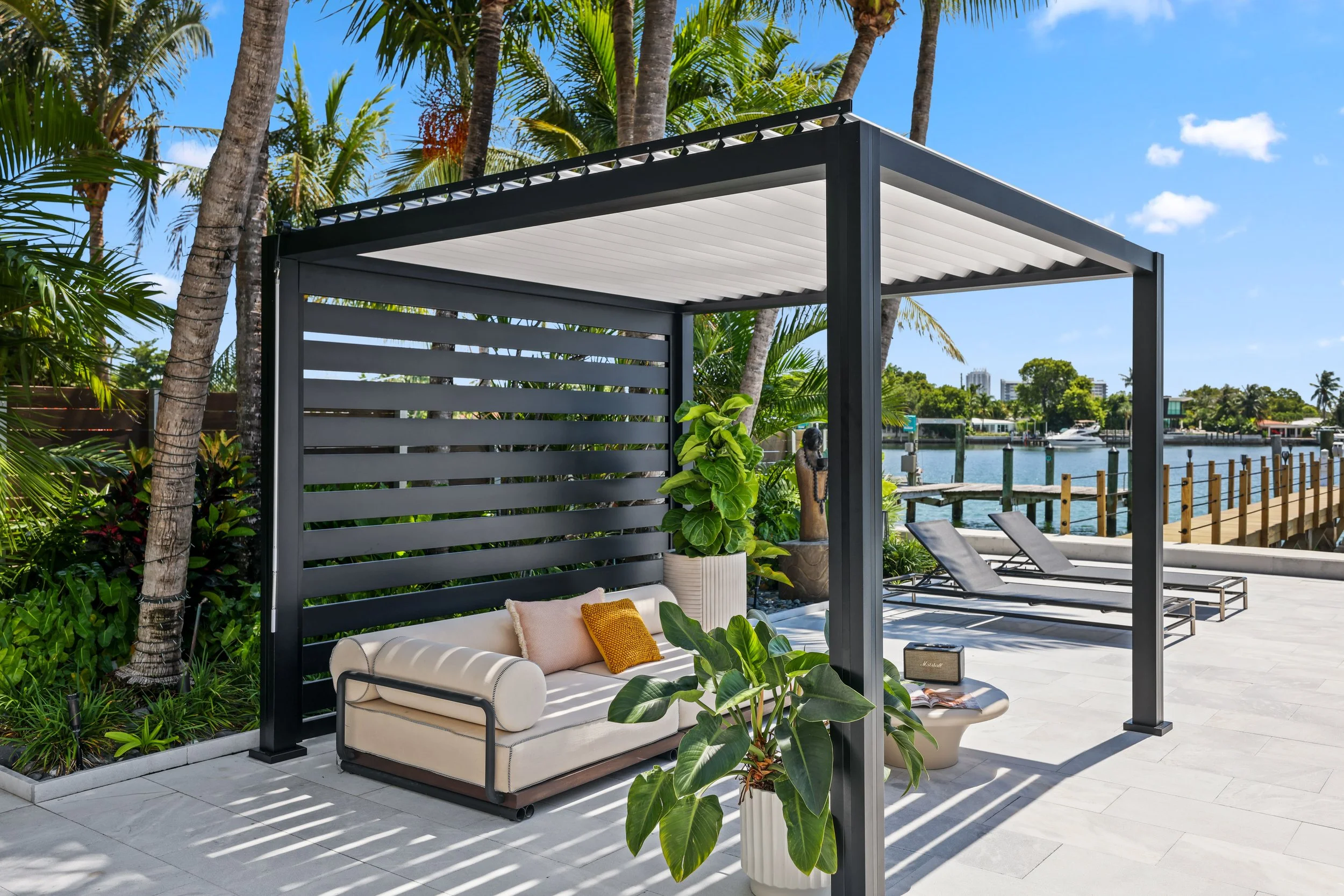 black k-bana white louvers - pool - privacy wall 60.jpg