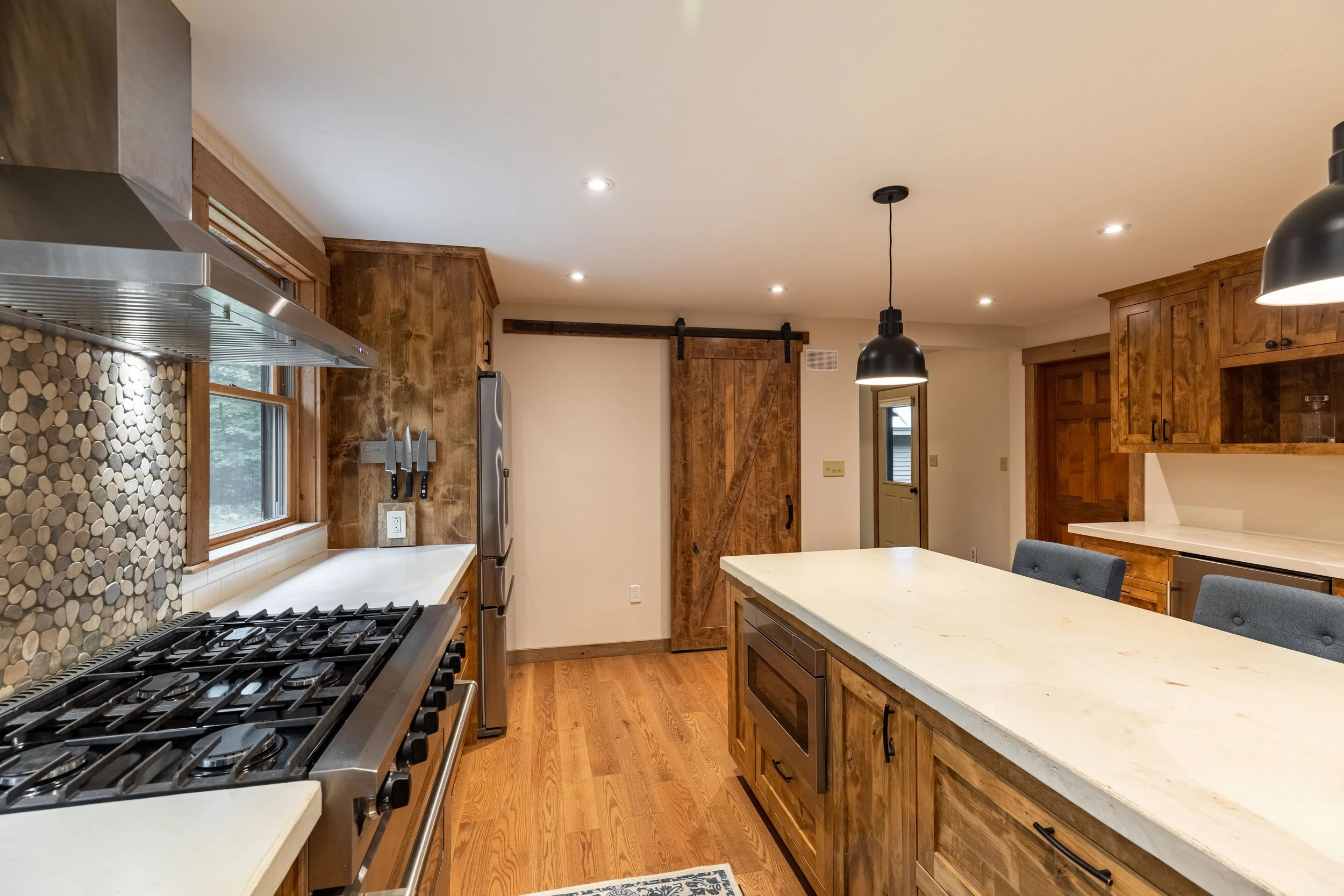5004 Twin Brook-6.jpg