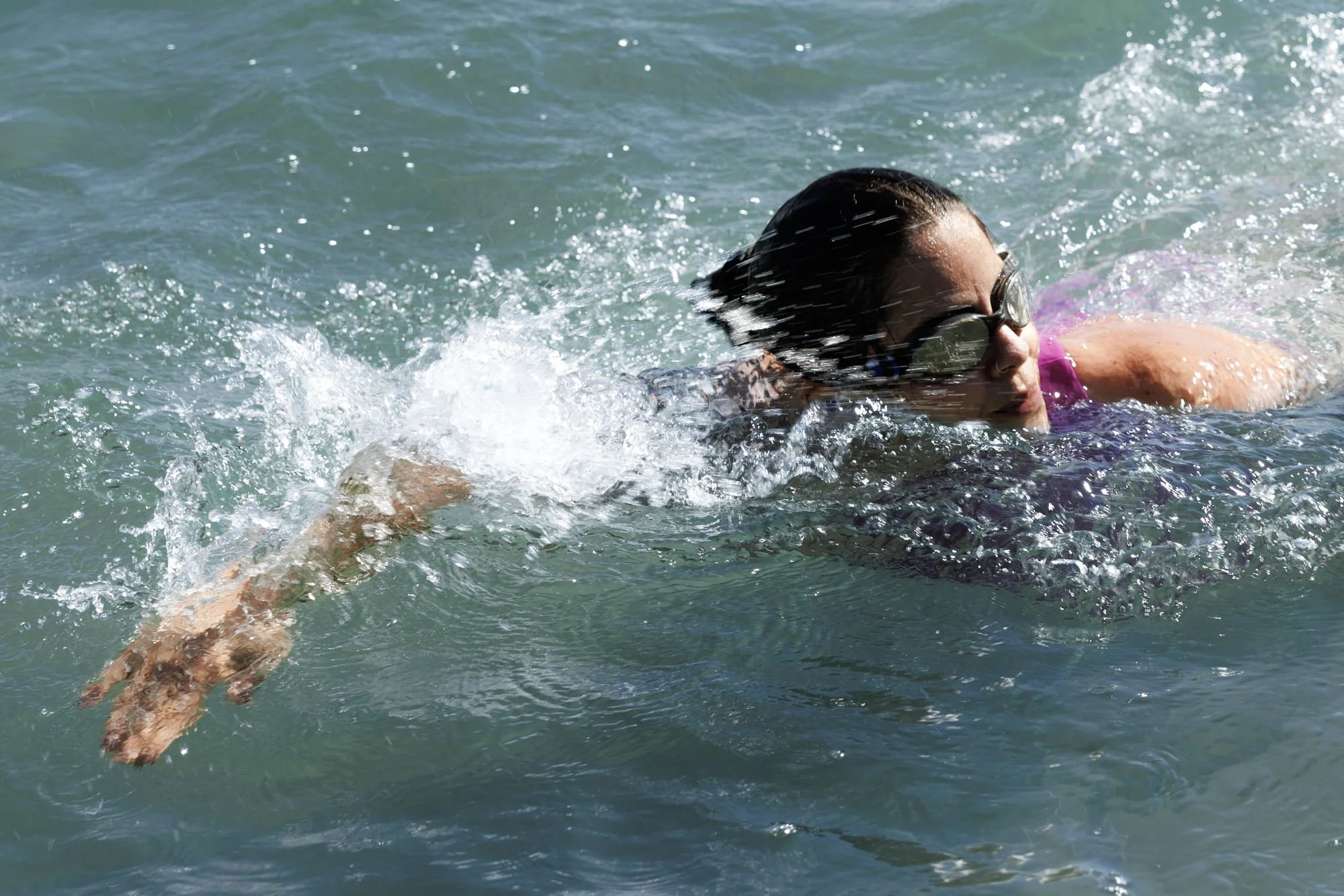 female-canadian-lake-ontario-swimmer.jpg