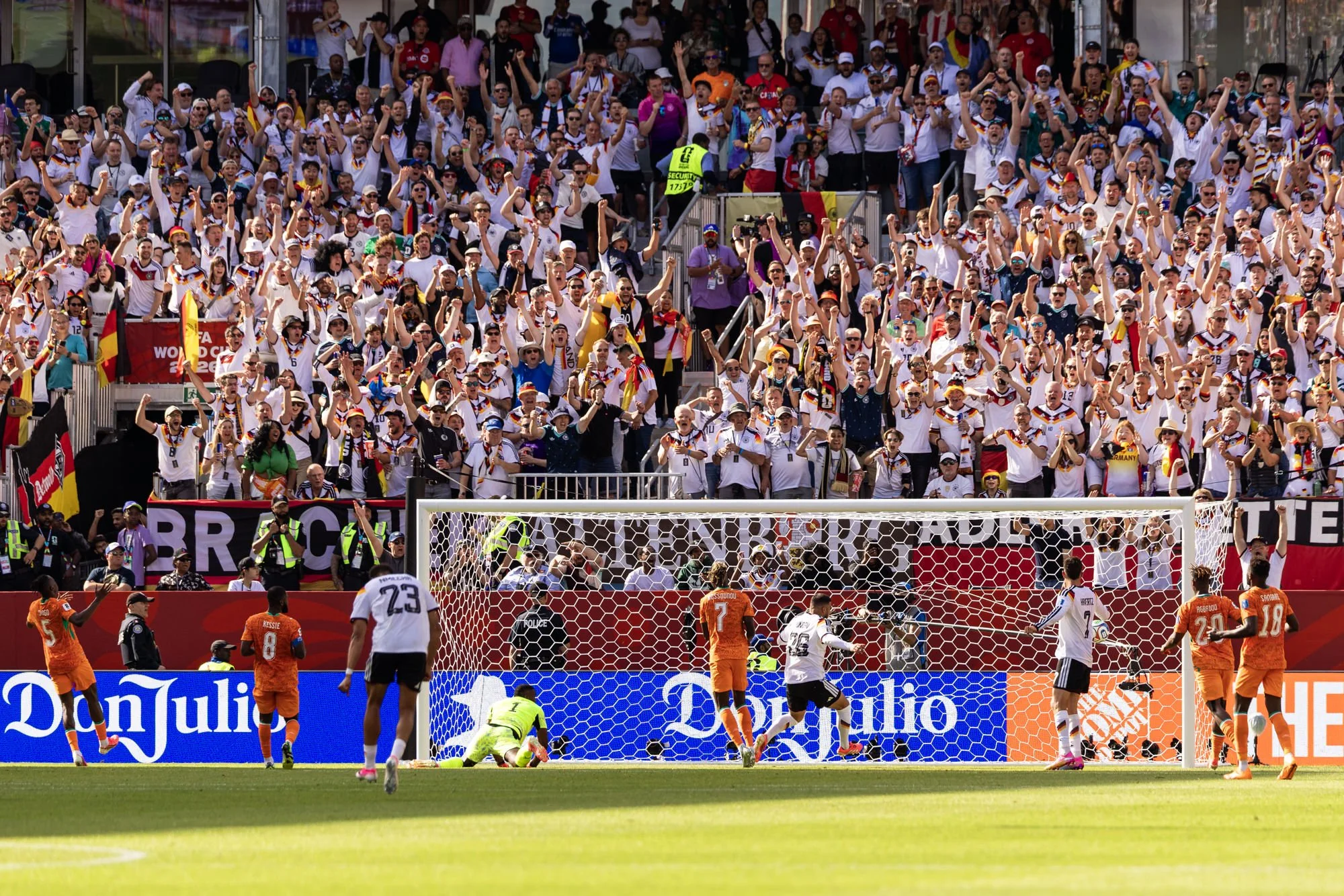 undav-scores-germany-game-winner-world-cup.jpg