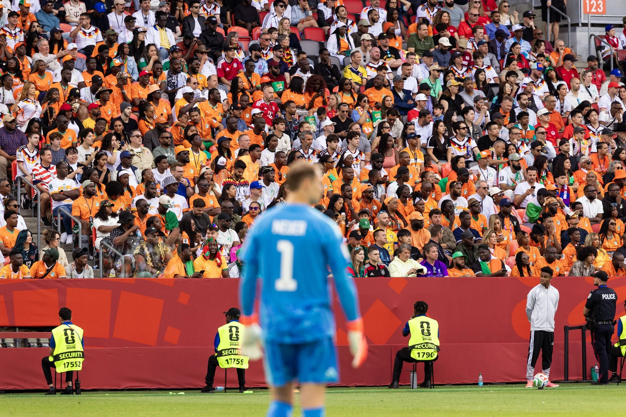 manuel-neuer-in-front-of-cote-d'ivoire-fans.jpg