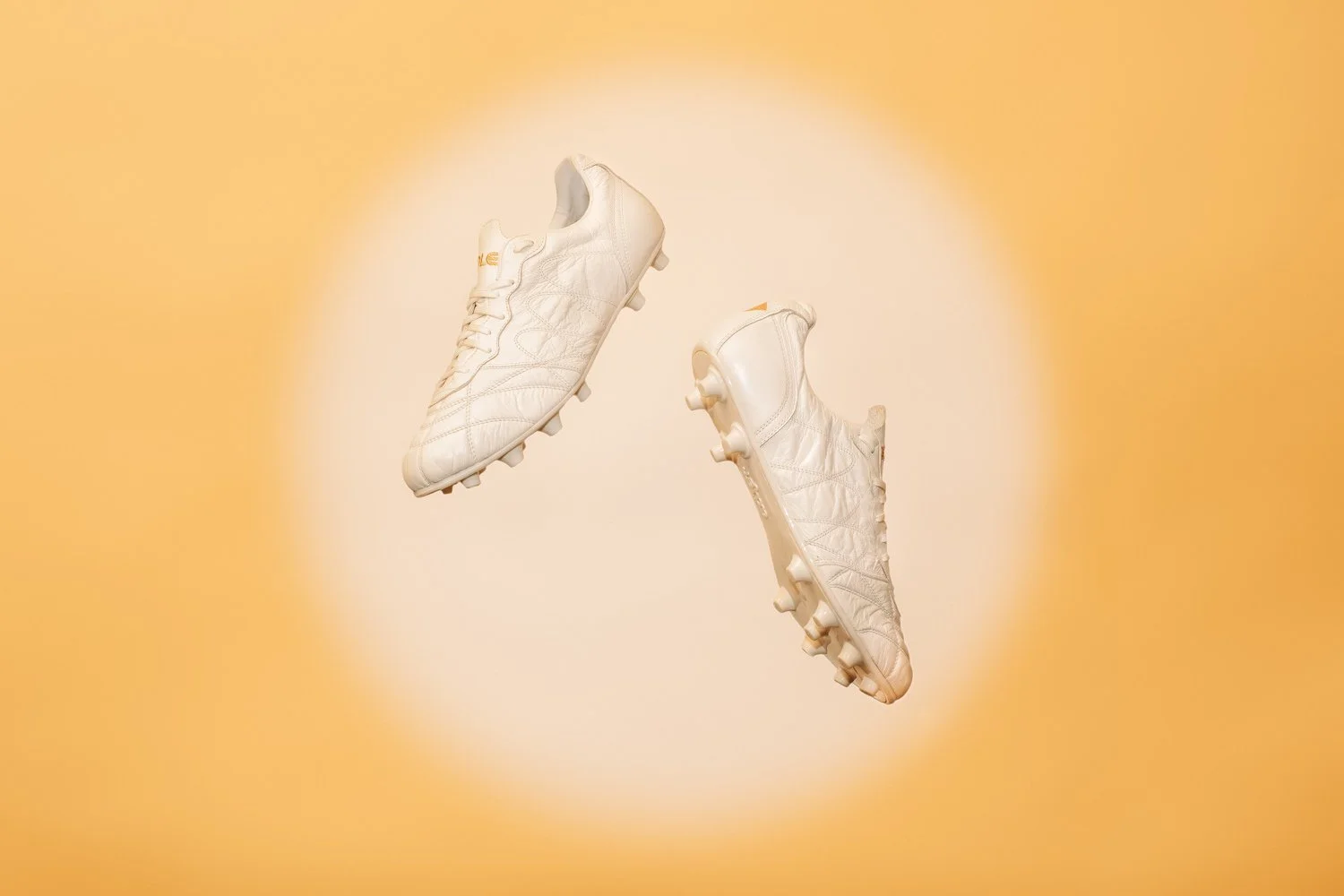 adler-japan-yatagarashu-handcrafted-white-football-boots.jpg