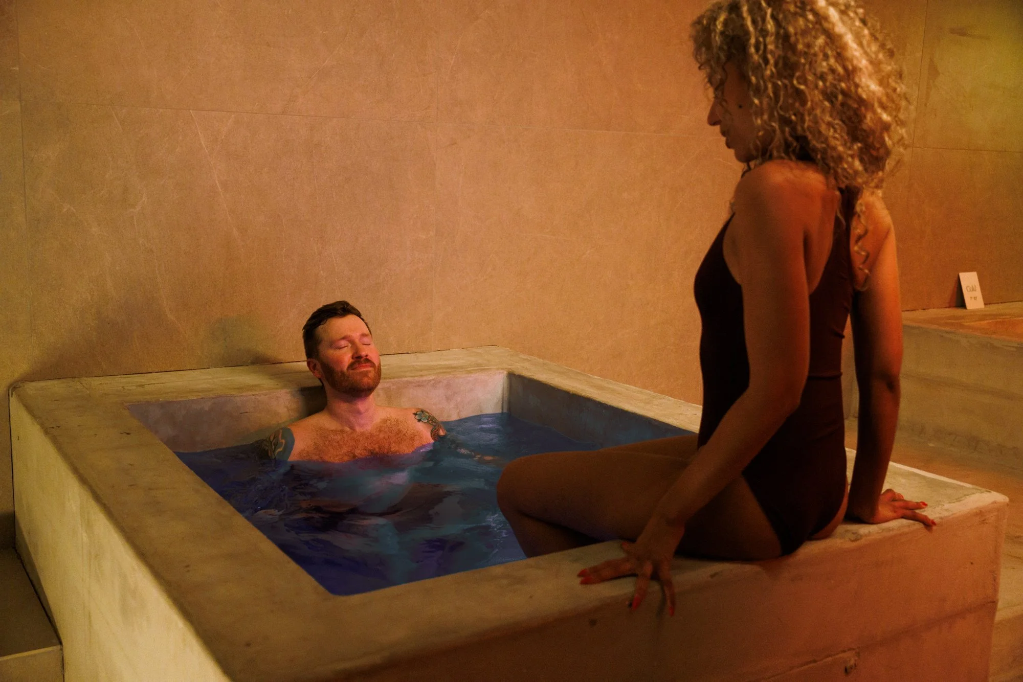 sana-geary-cold-plunge-contrast-therapy.jpg