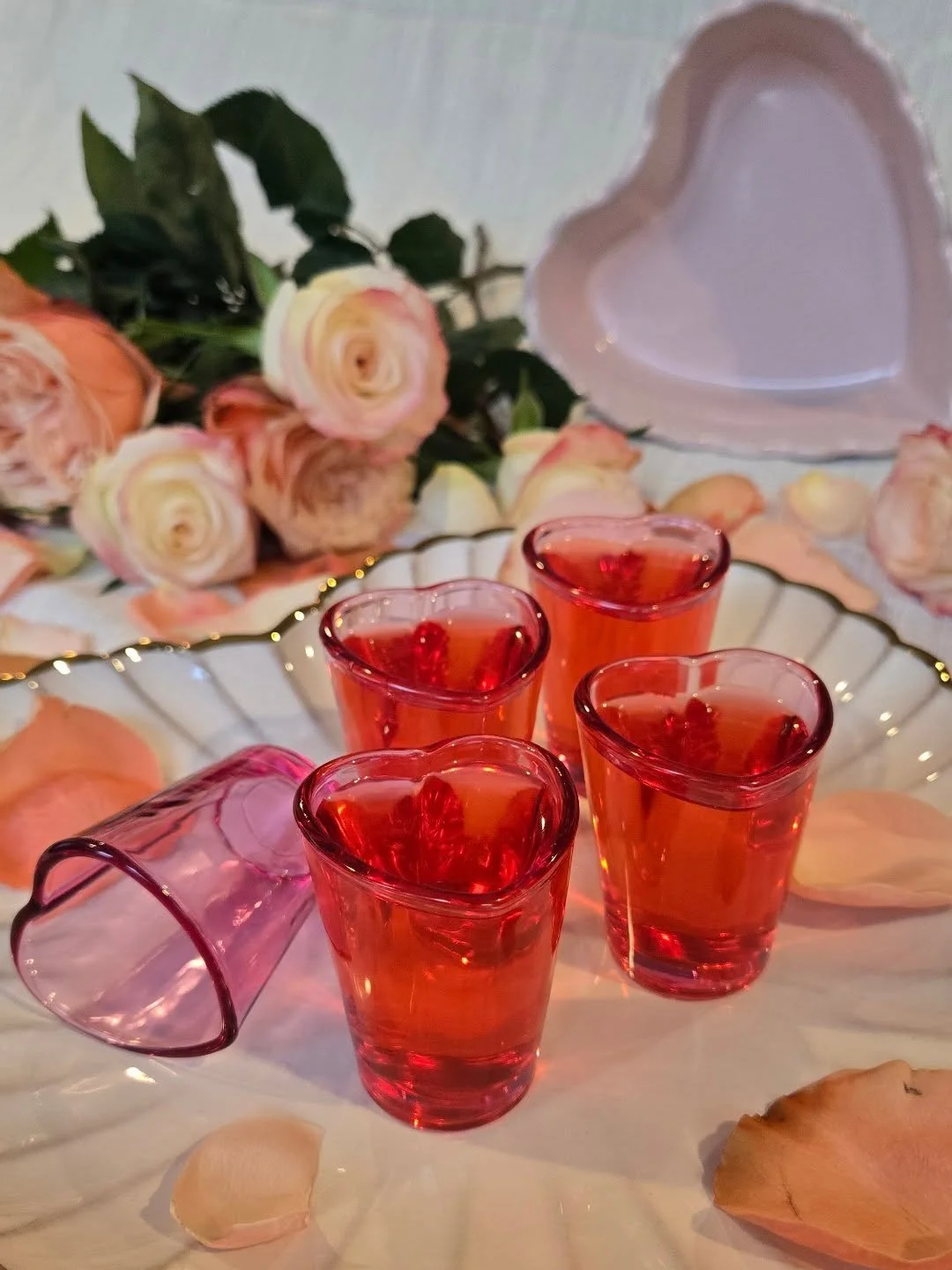 We hope your date is sweet and your drinks are scrumptious this Valentine's Weekend 💕🫶