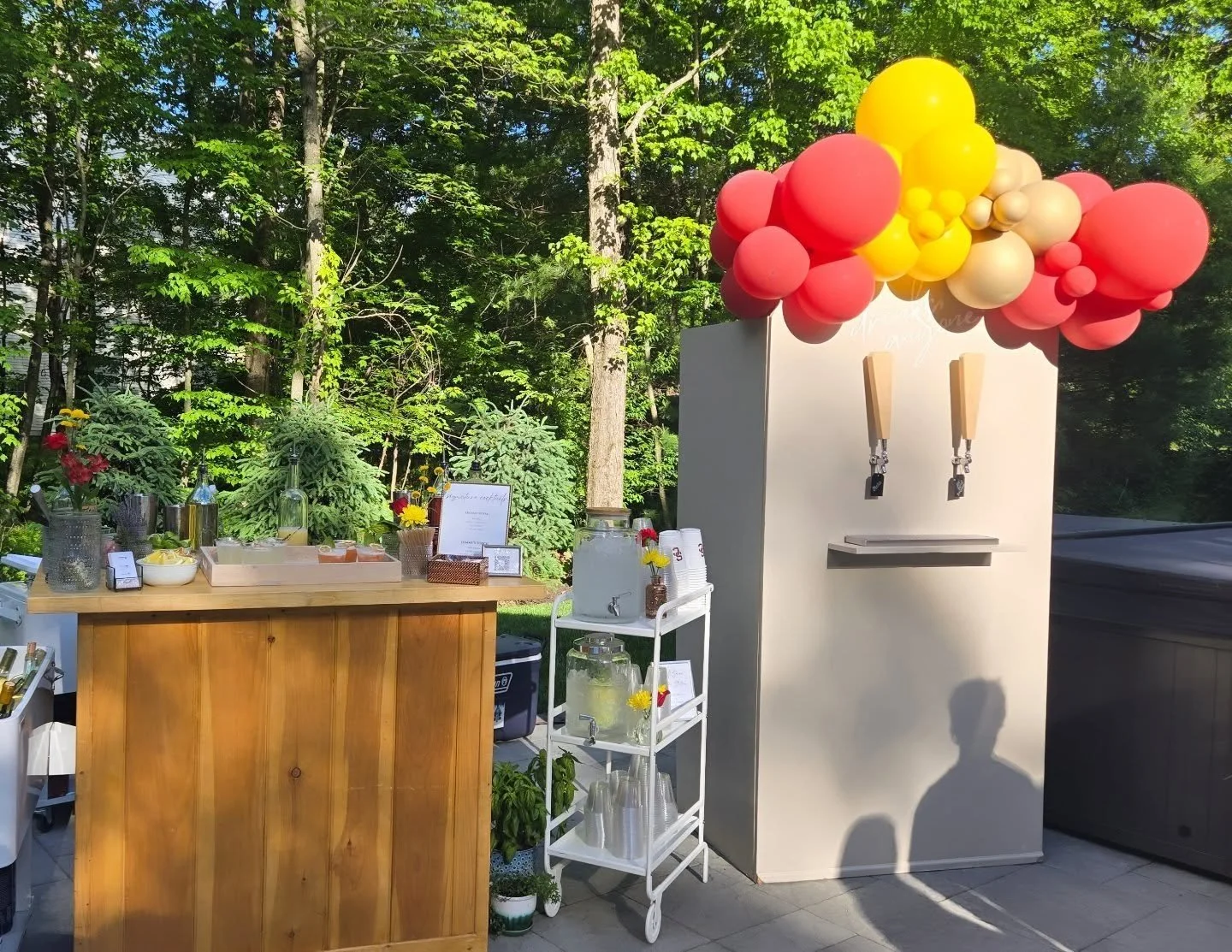 ✨️ Our Tap Wall is such a fun addition, fitting into just about any space, and giving your guests a hands on experience of pouring their own beer, wine or bubbly!

✨️ Our Tap Wall can be combined with any Satellite Bar Package, or it can be rented on