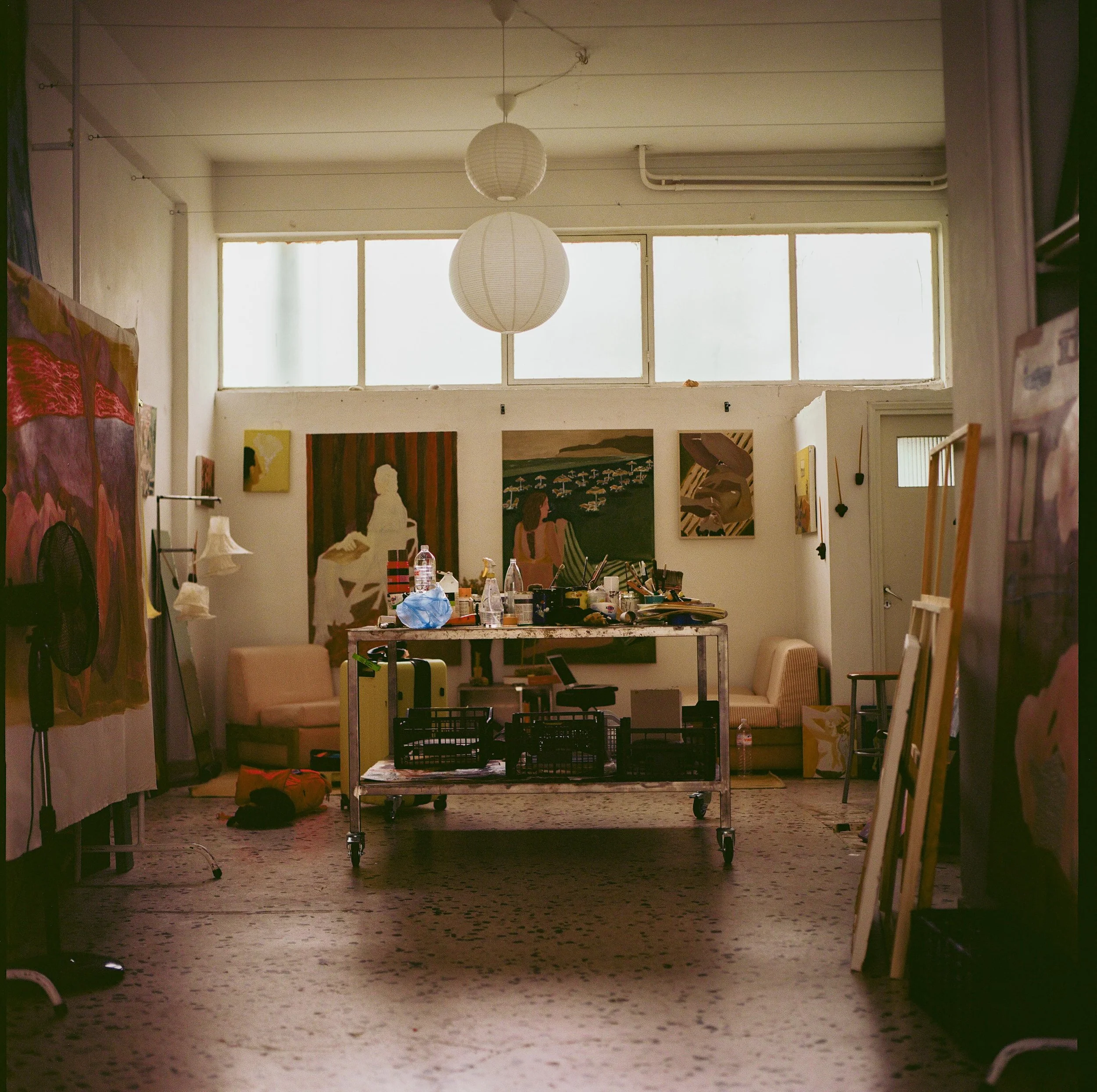 studio visit with @funkadelics in #Athena 🎨

i cannot wait to cover my home in your creations 😭
#35mm and #120 snaps over a 30 minute cafecito