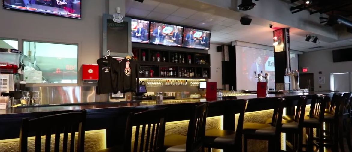 Hometown Sports Grill