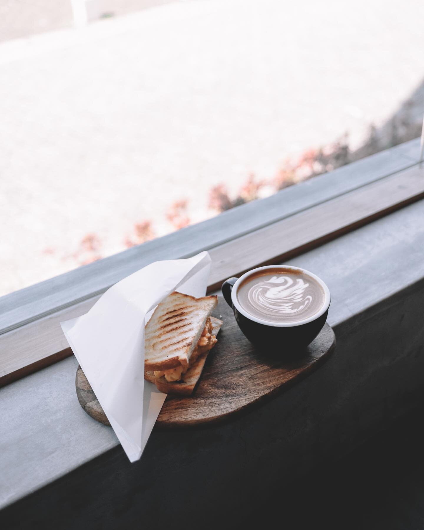 🥪 x ☕️ = 🤤 

📍Ibaraki, Osaka

Love drinking coffee and finding cool new cafes? Check out the coffee tours that I run in Kyoto and Osaka! The link is in my bio!