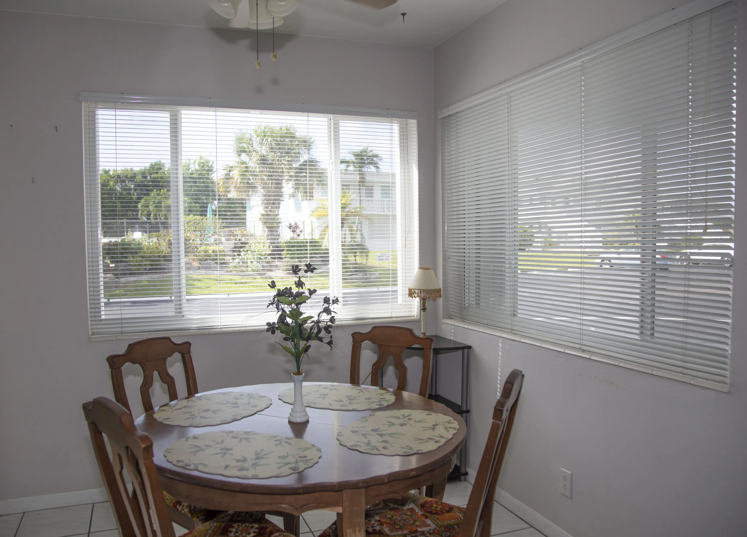 Real Estate Photos by Mark Parrilla, ProDigital Impressions | Table-3.jpg