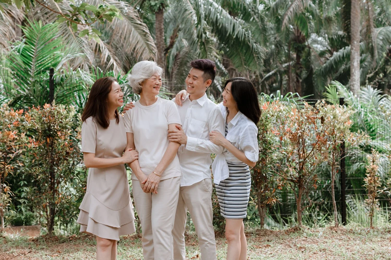 Julie Family-316.jpg