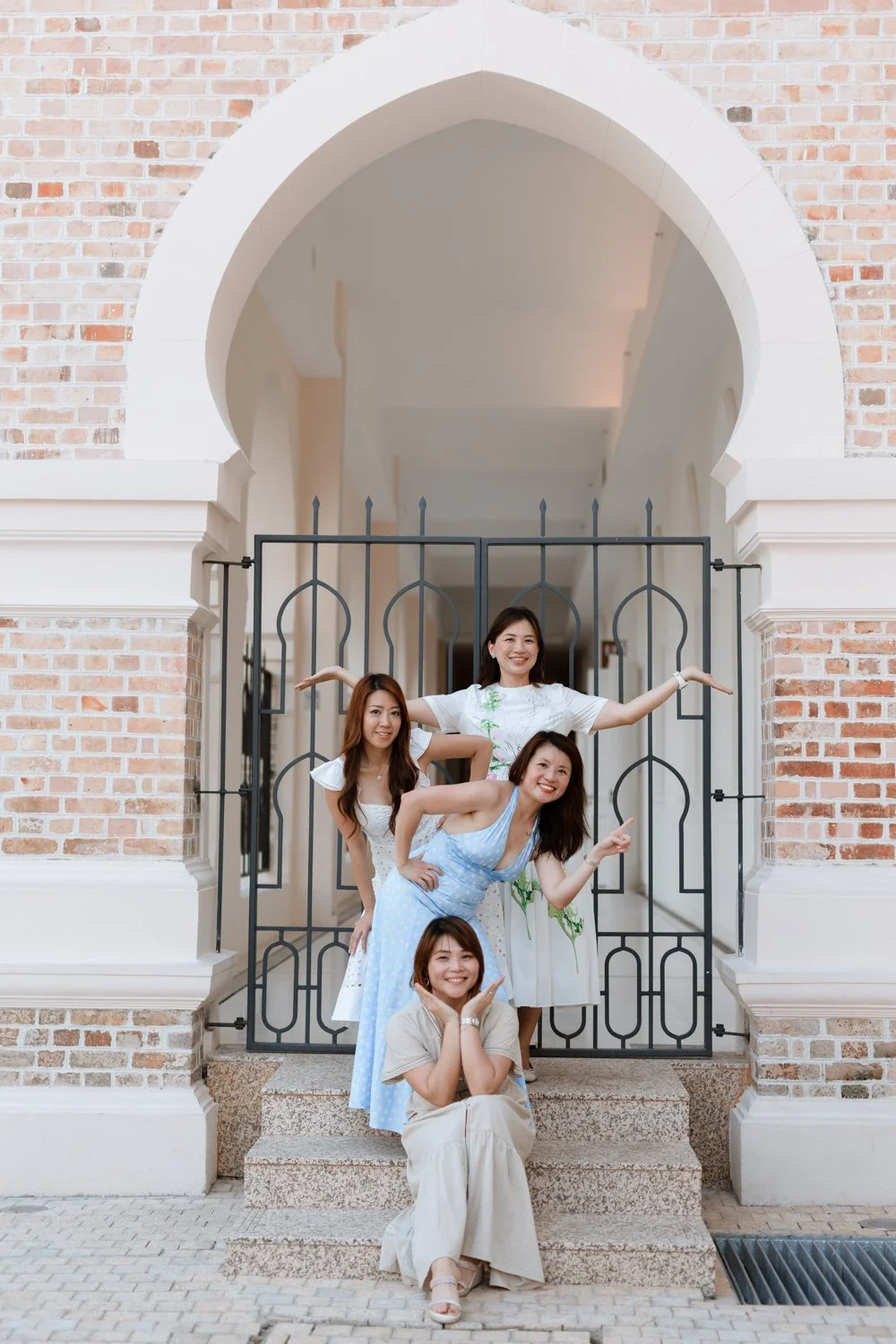 Celine sisters-528.jpg