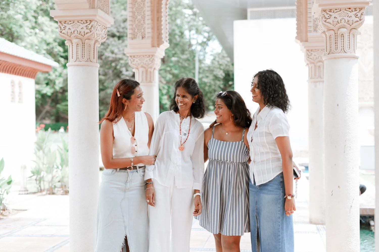 Sasi family-673.jpg
