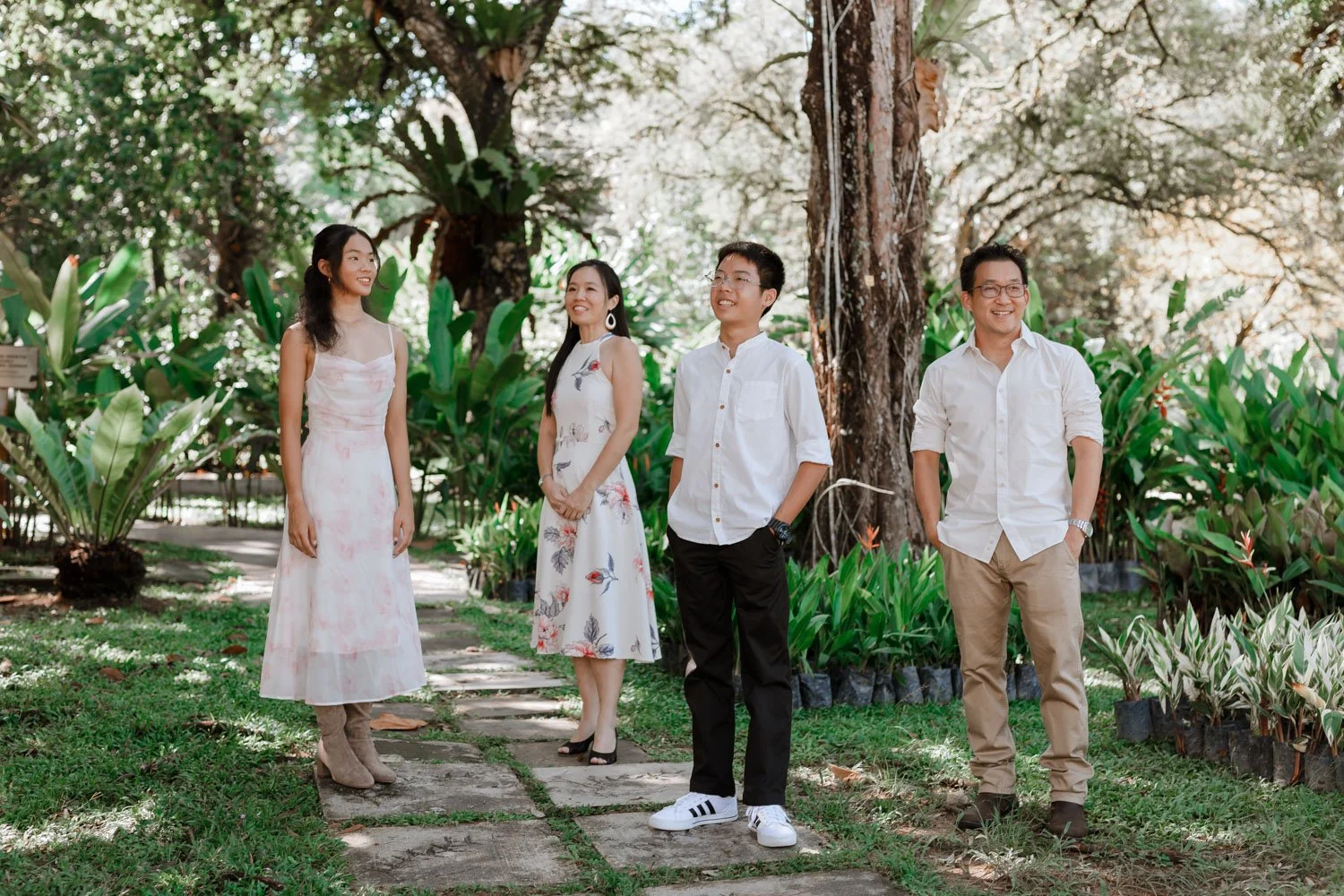 Charmaine family-1151.jpg