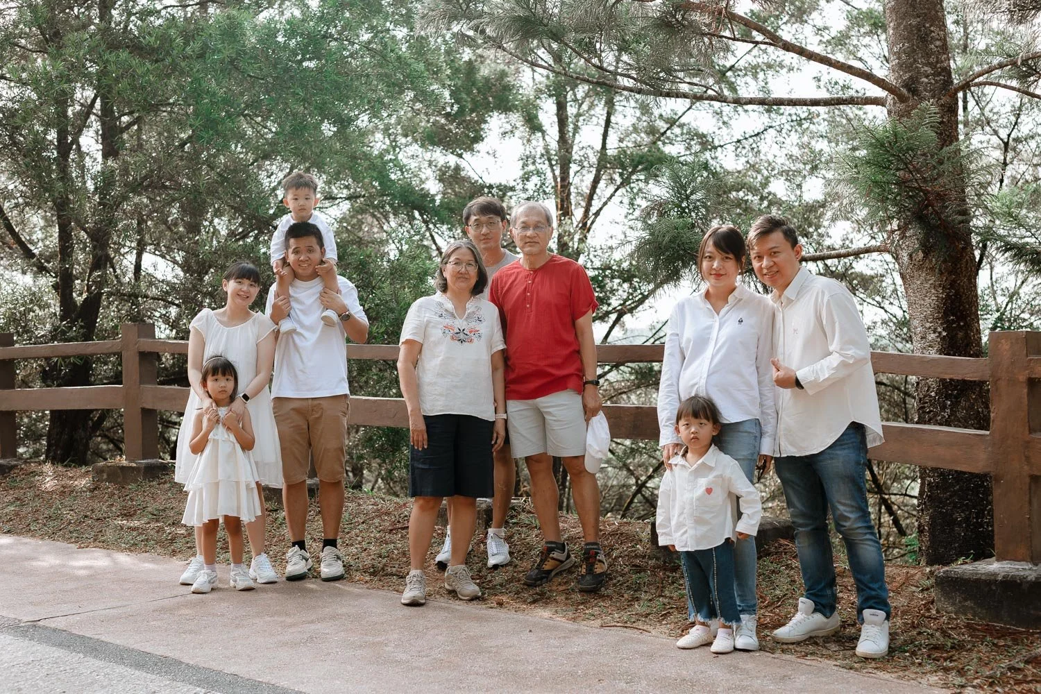 Syeyi family-29.jpg