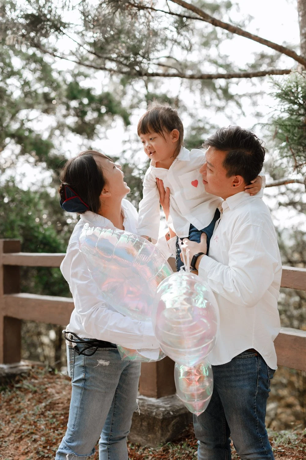 Syeyi family-87.jpg