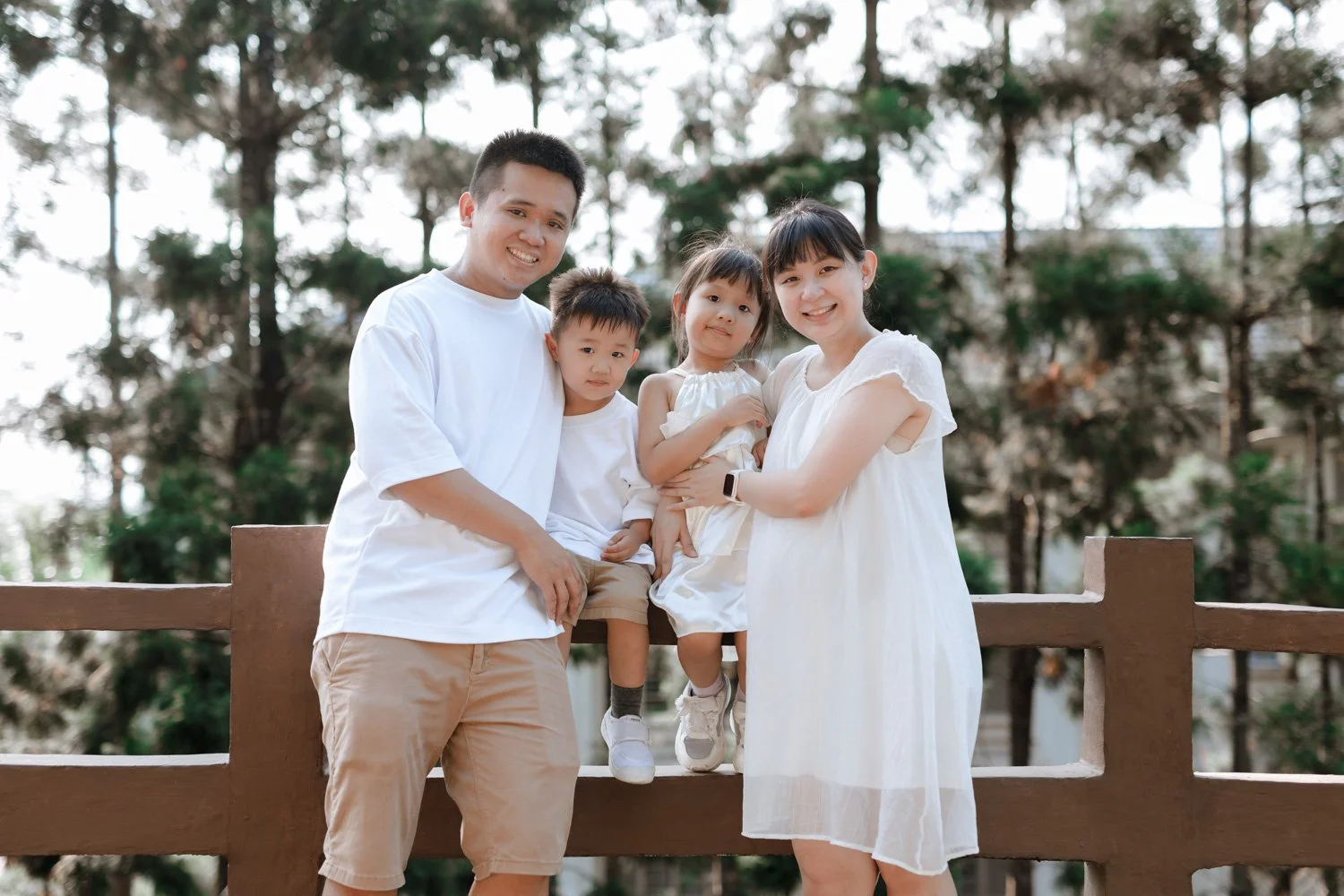 Syeyi family-145.jpg