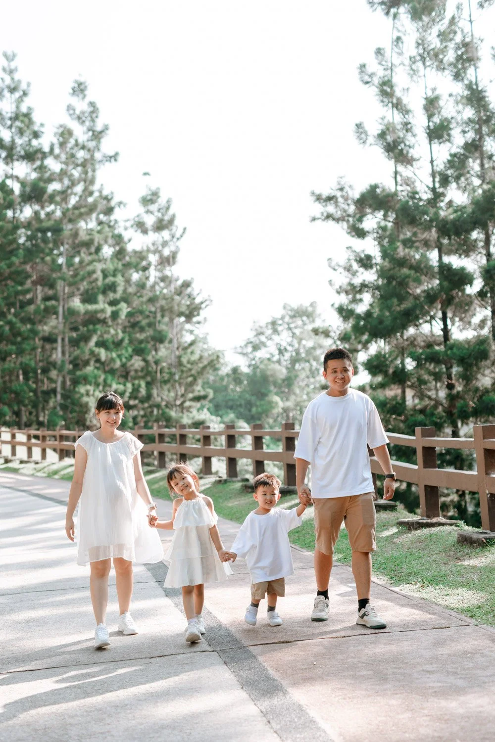 Syeyi family-179.jpg
