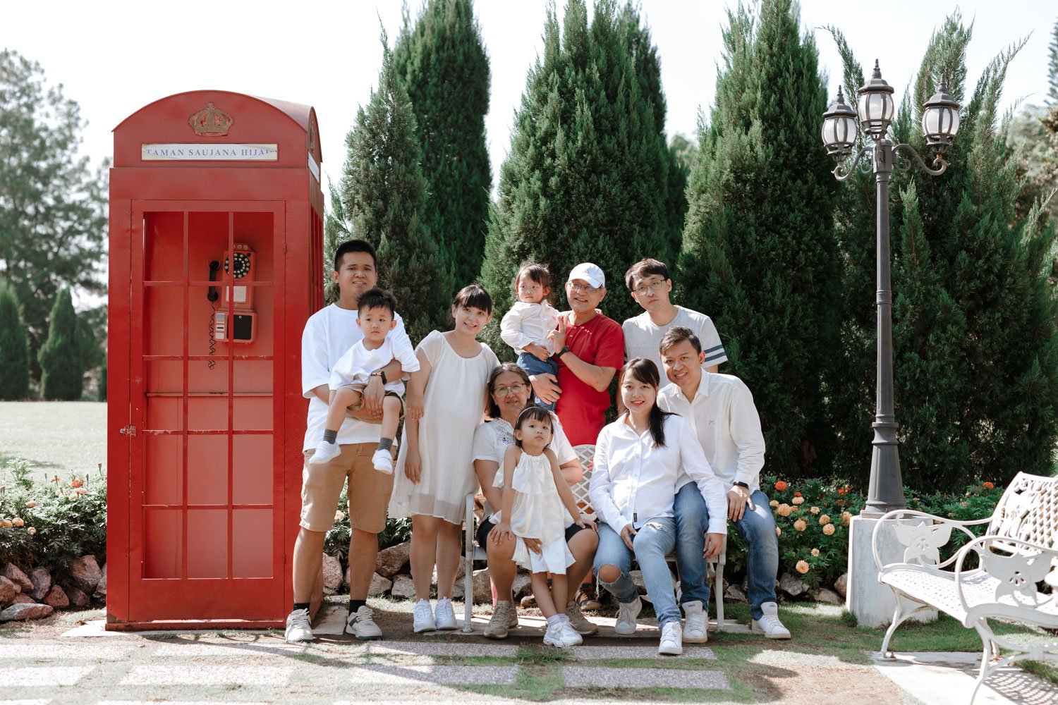 Syeyi family-702.jpg