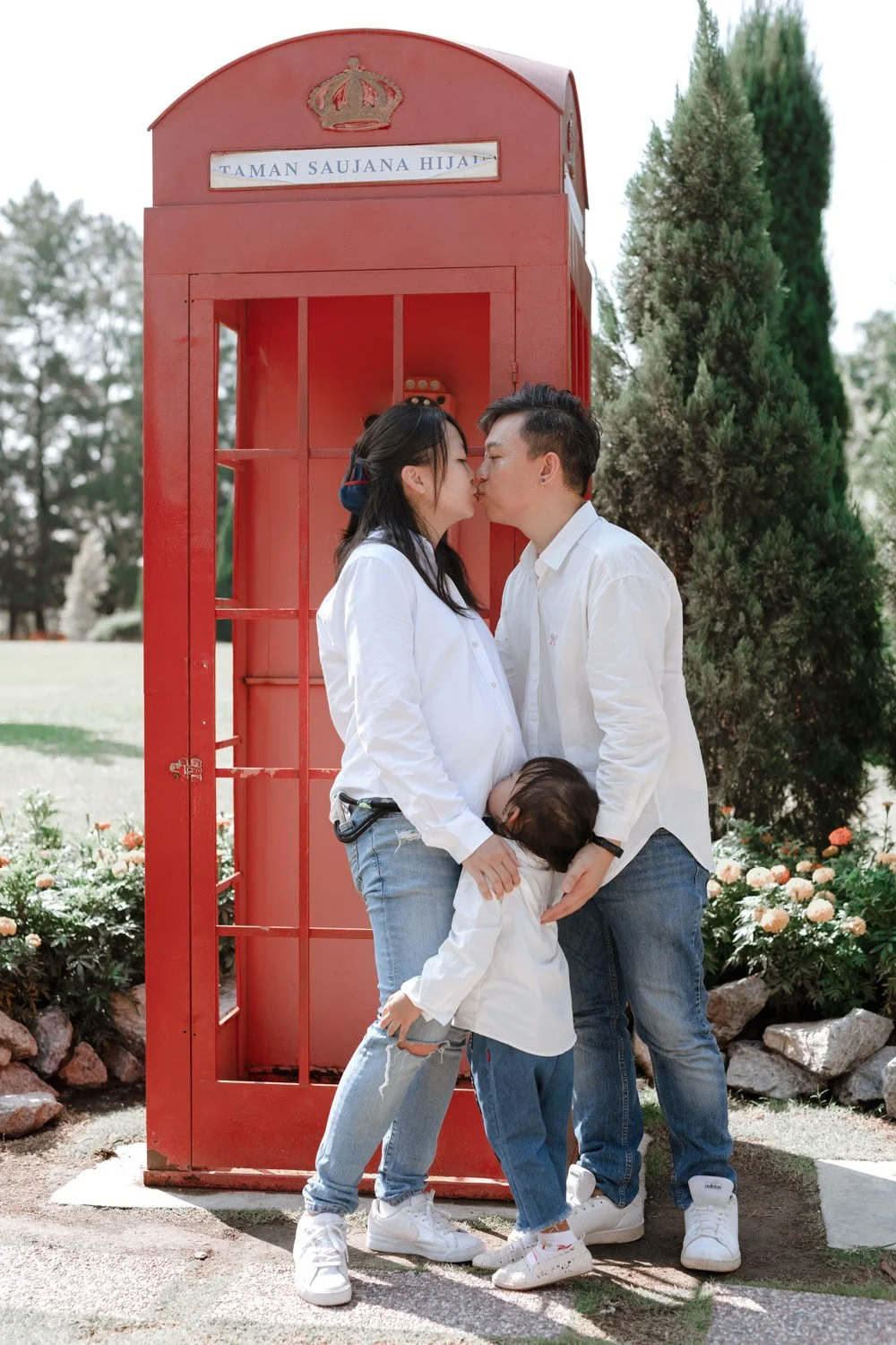 Syeyi family-840.jpg