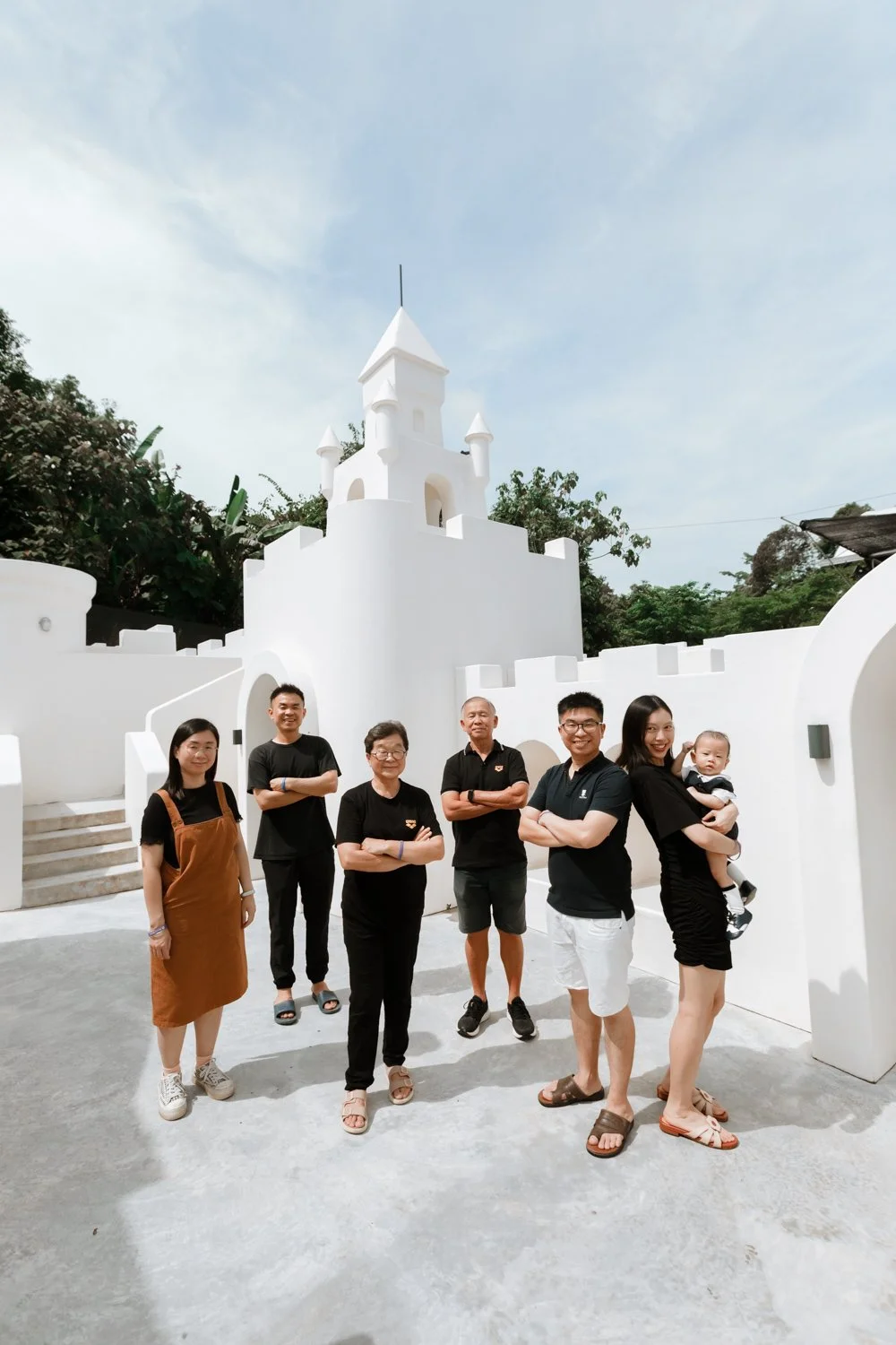 Lor Huai Family