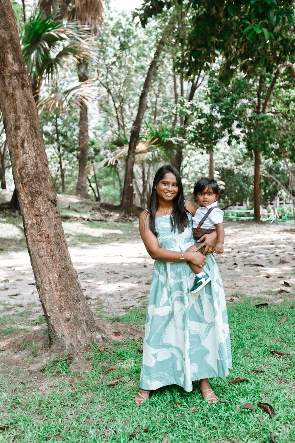 Viji family-4.jpg