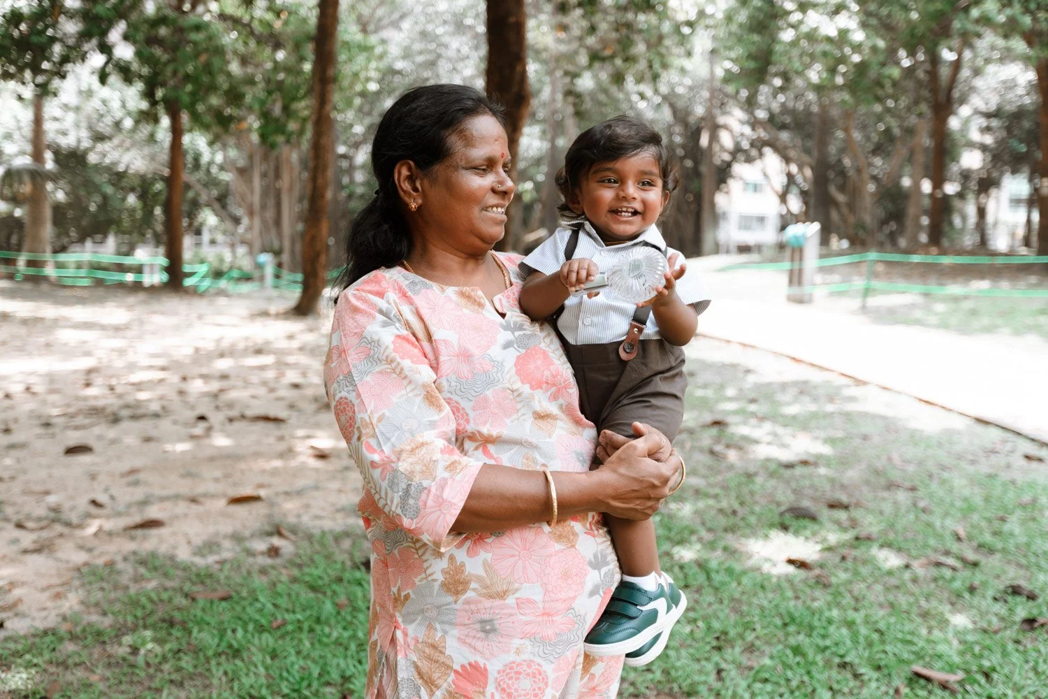 Viji family-93.jpg