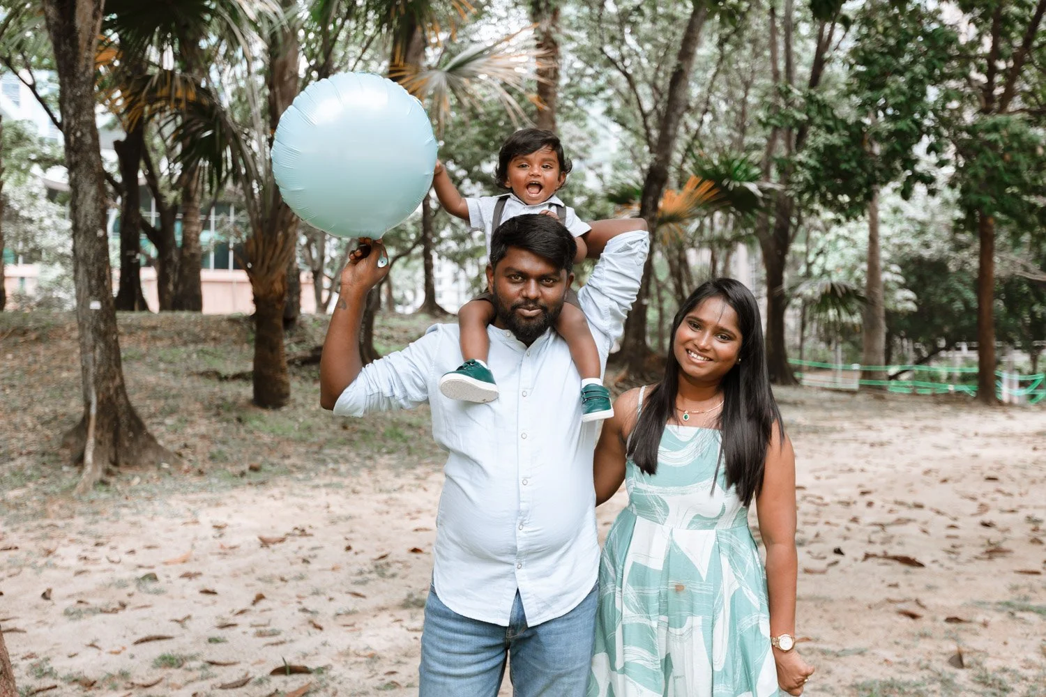 Viji family-124.jpg