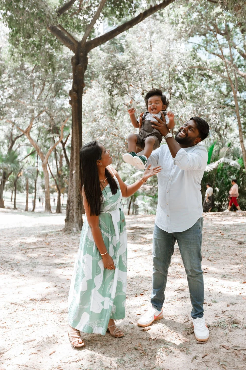 Viji family