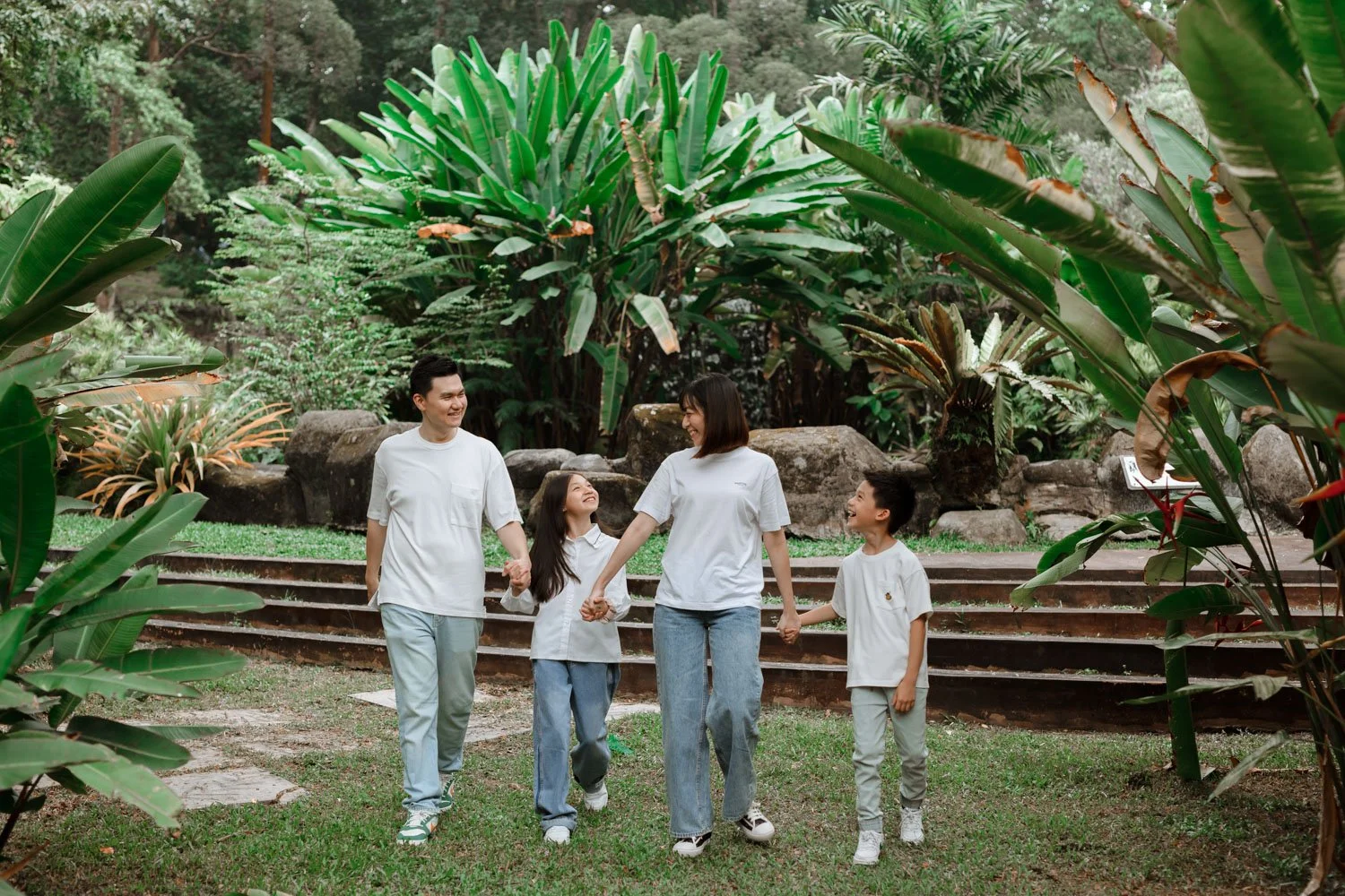 Seaw Chin family-431.jpg