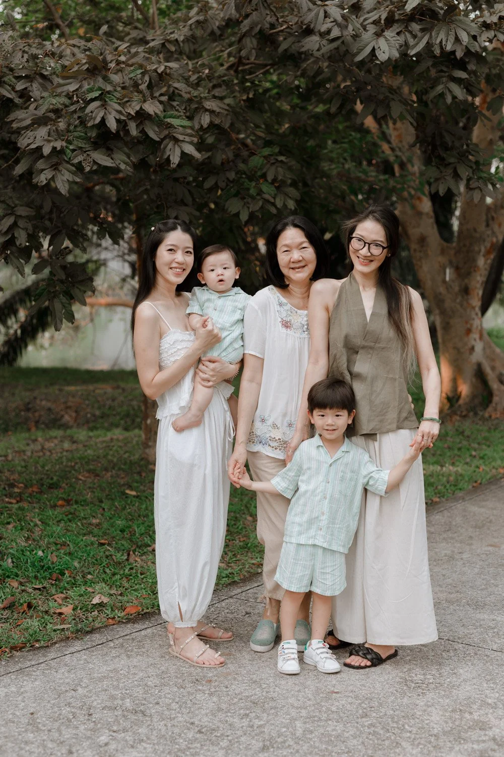 Viviane family-365.jpg