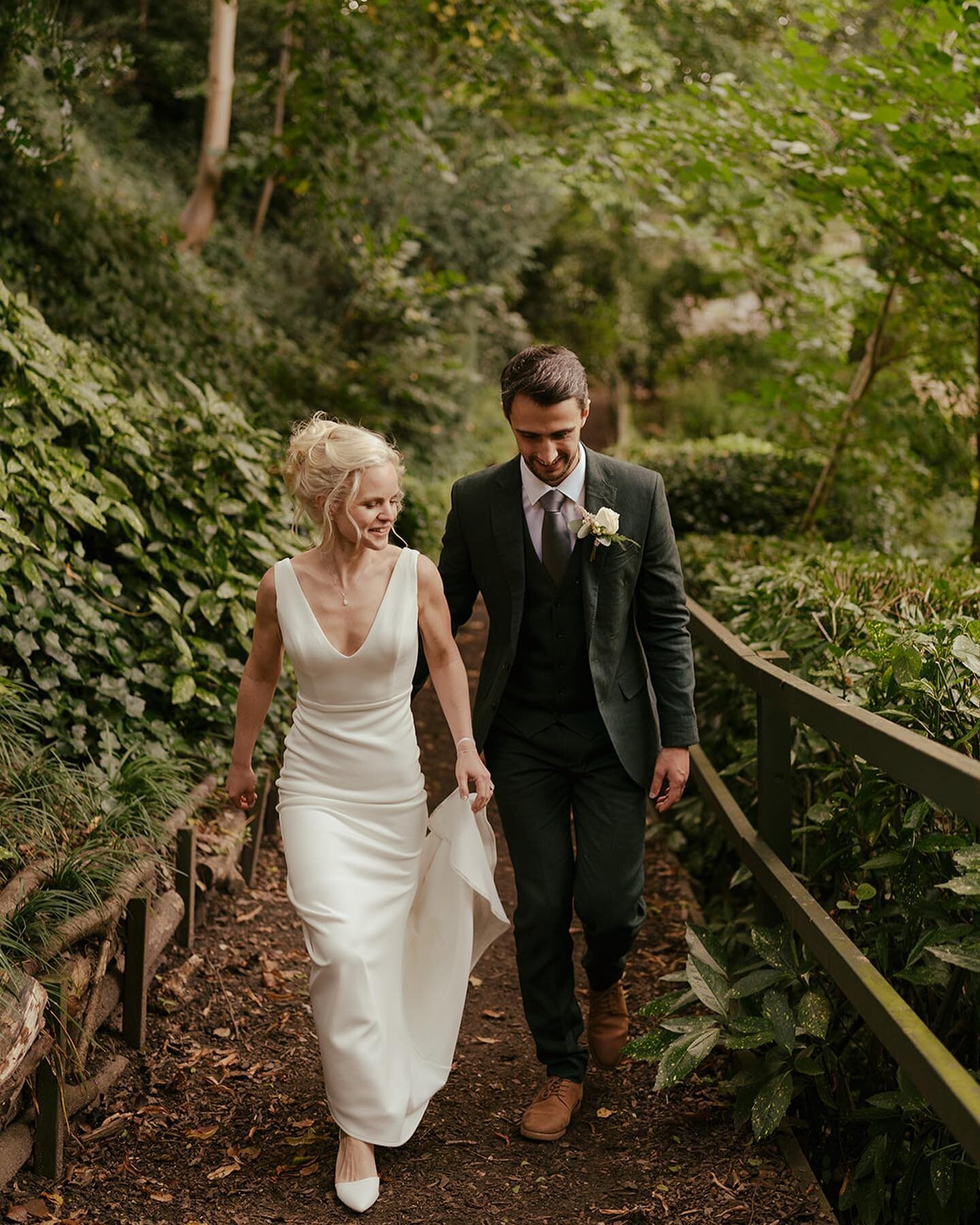 Hello lovely humans ⚡️
I hope your week is feeling bright. 

Sharing some beautiful-ness from a recent wedding @the_georgian_townhouse 
Shot by the lovely @ginamanning_photography . 

It was such a relaxed morning!
Keira and Ben, spent the morning to