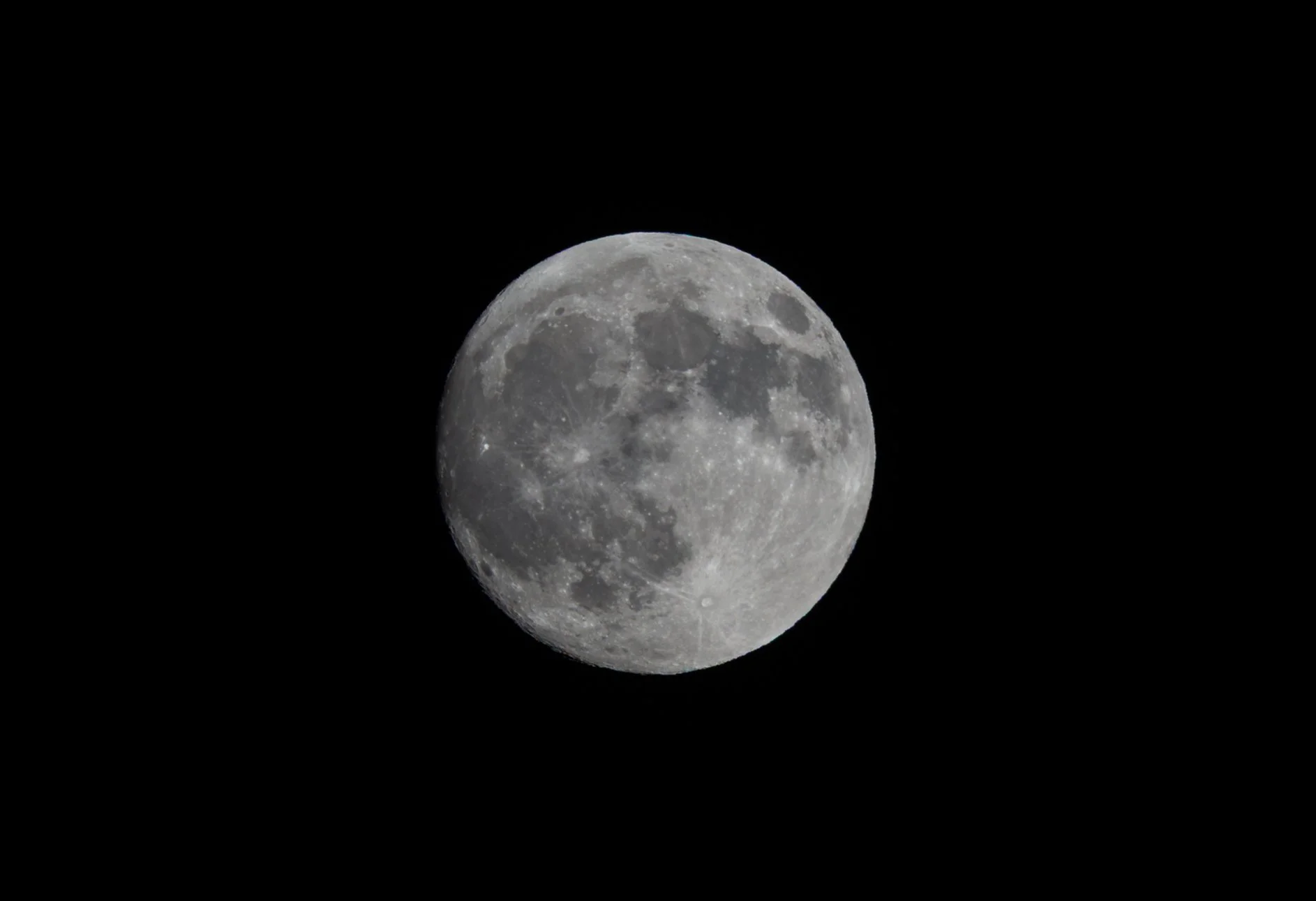 SimplyEdwin_WEB_Lunar-4.jpg