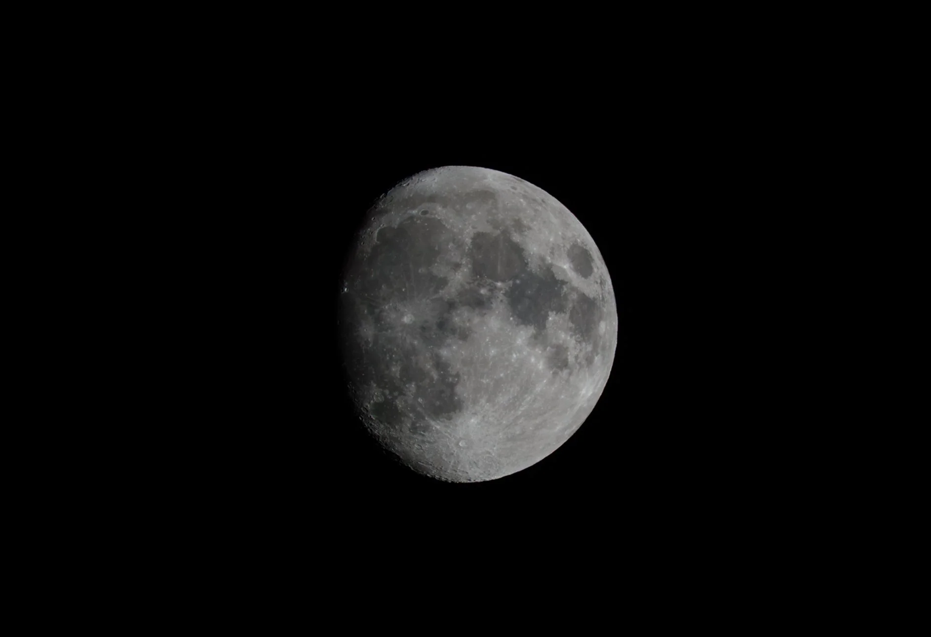 SimplyEdwin_WEB_Lunar-3.jpg