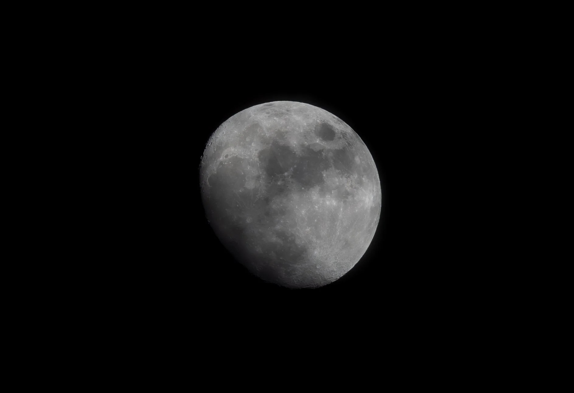 SimplyEdwin_WEB_Lunar-1.jpg