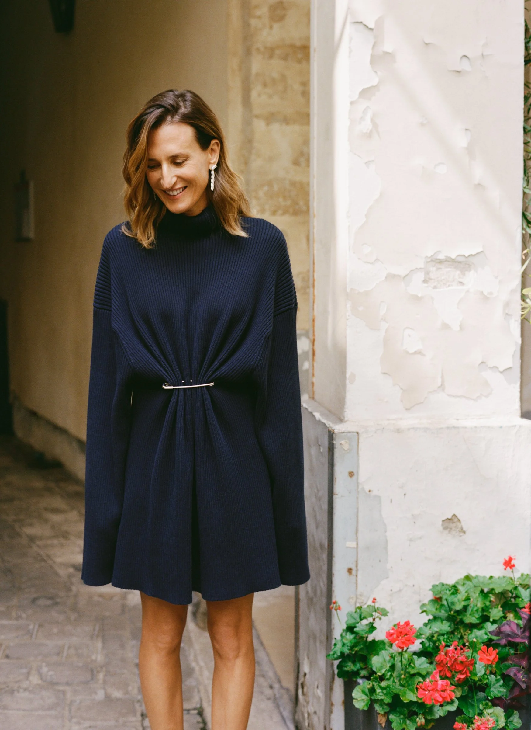 Camille Cottin Fashion_250725000003800015_v3_RGB.jpg