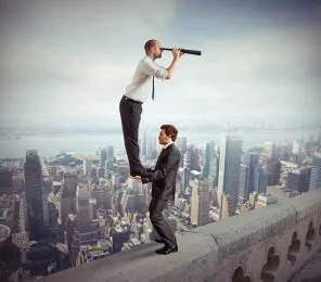 Hiring an Executive Recruiter – You Get What You Pay For!