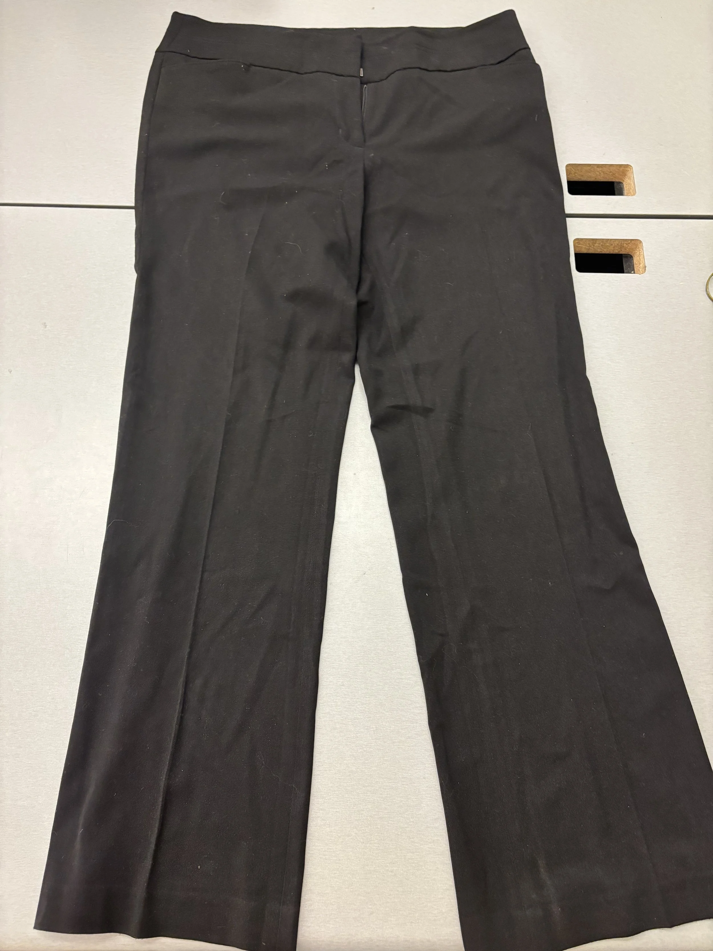 Pants_F_Black_Medium (8).jpg