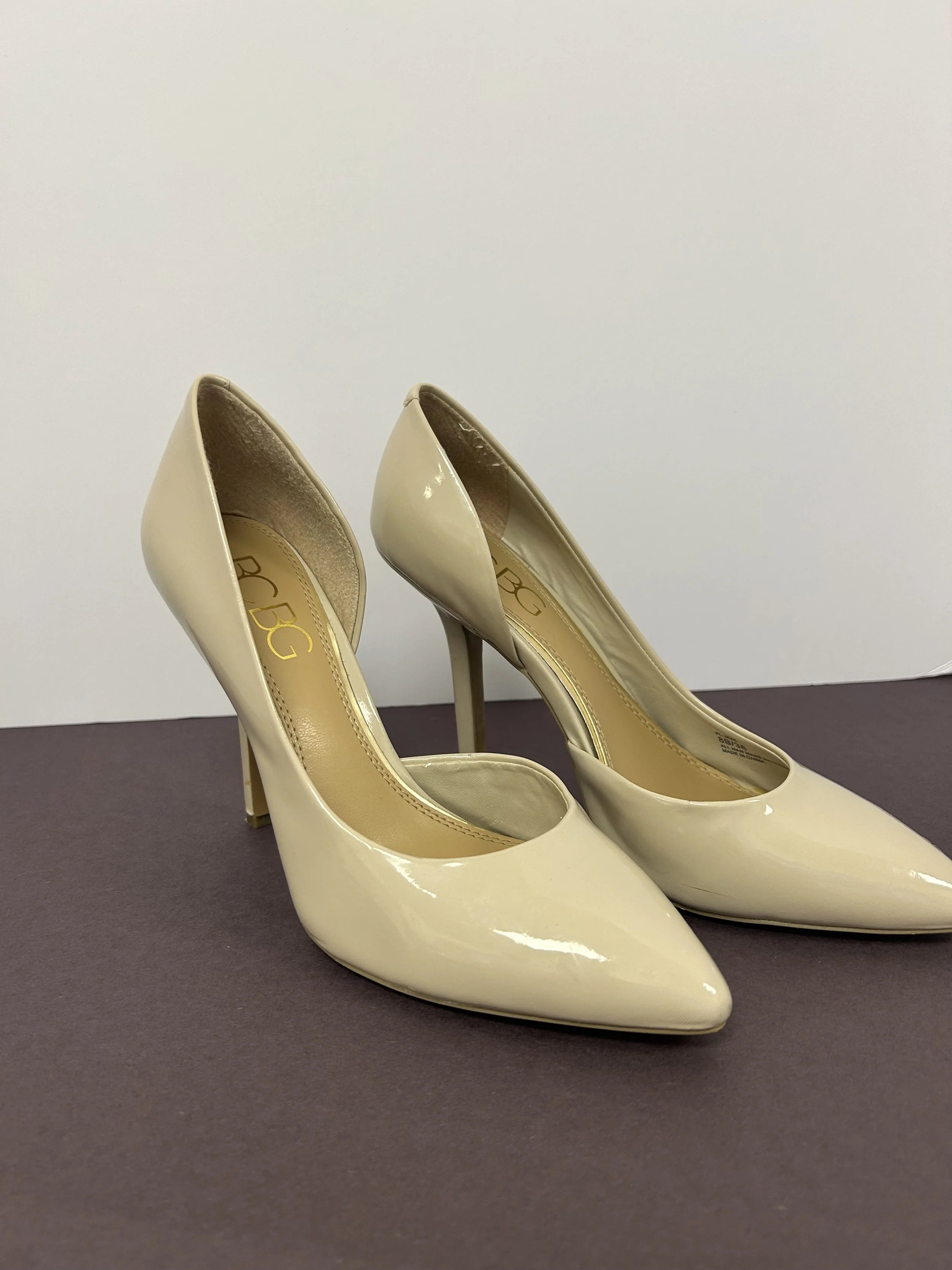 Women's Nude Heels Size 8