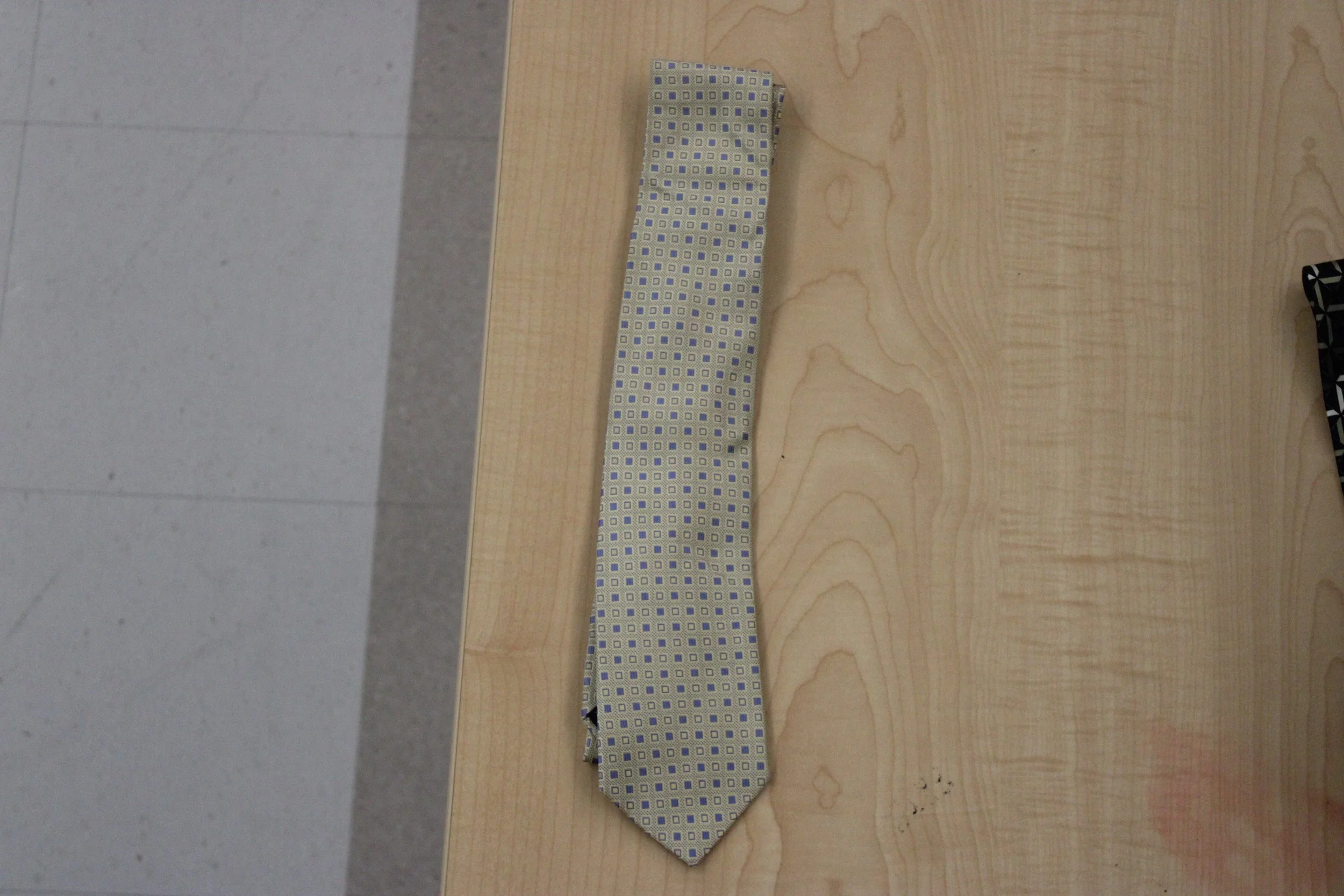 Men's Yellow Tie