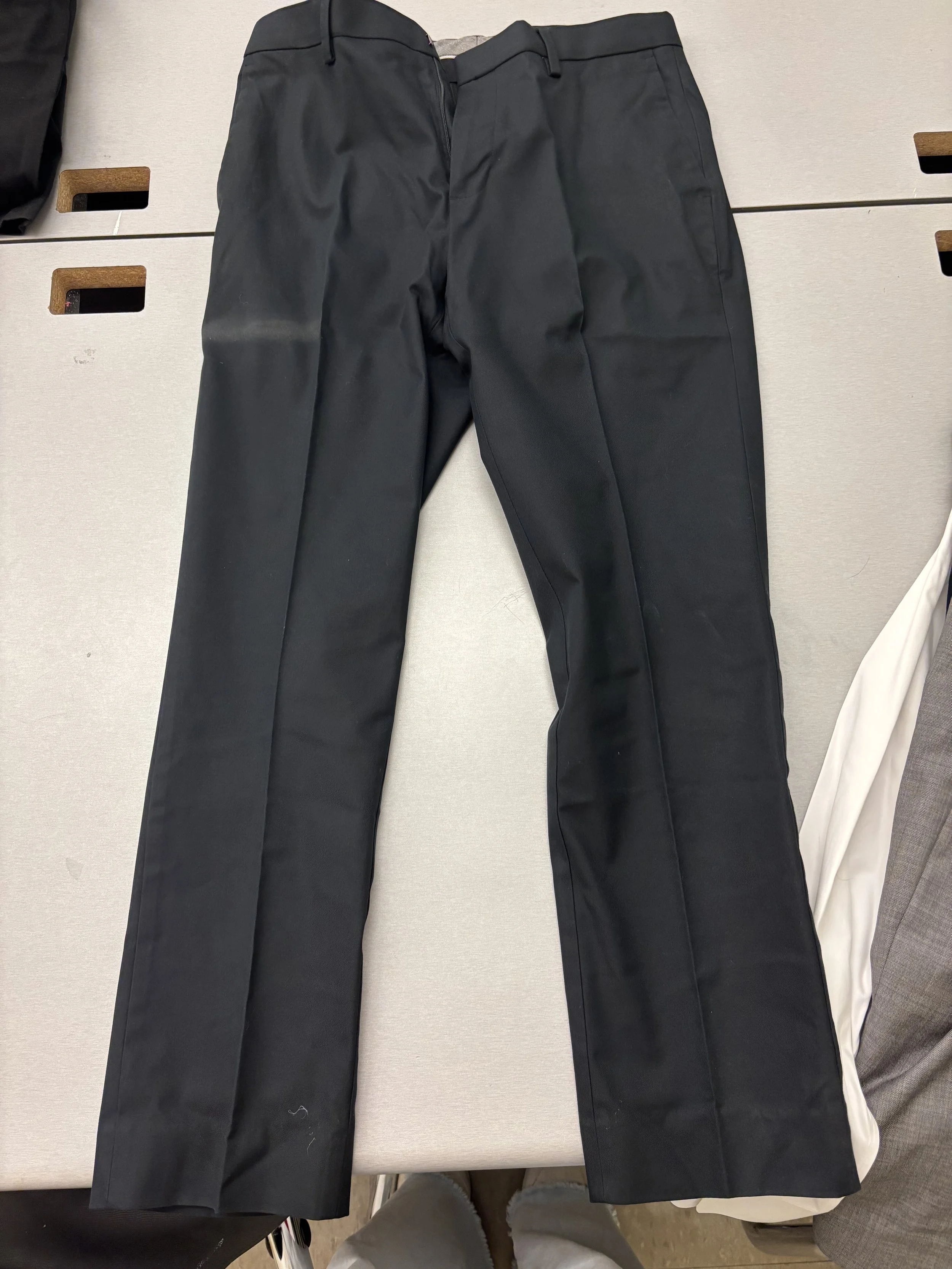 Pants_F_Black_Medium (1).jpg