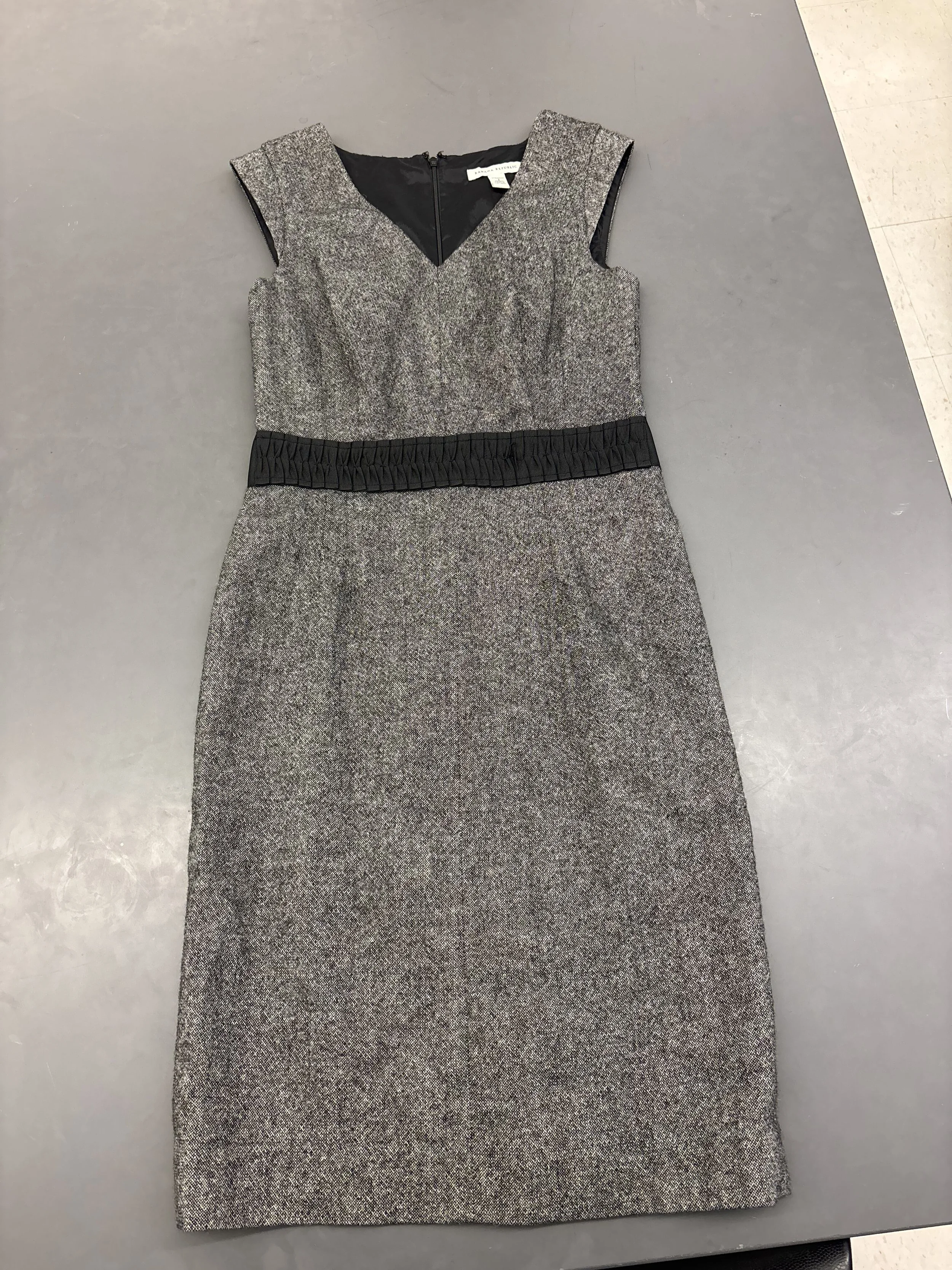 Dress_F_Gray_Medium.jpg