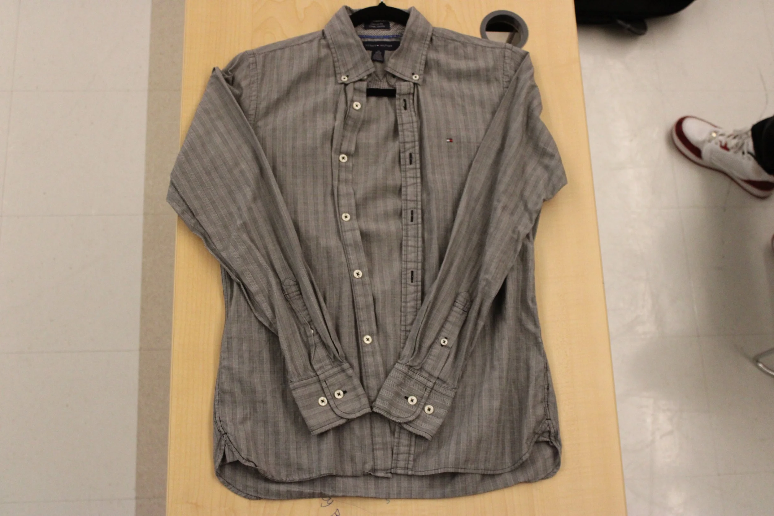 Men's Grey Shirt Size Medium